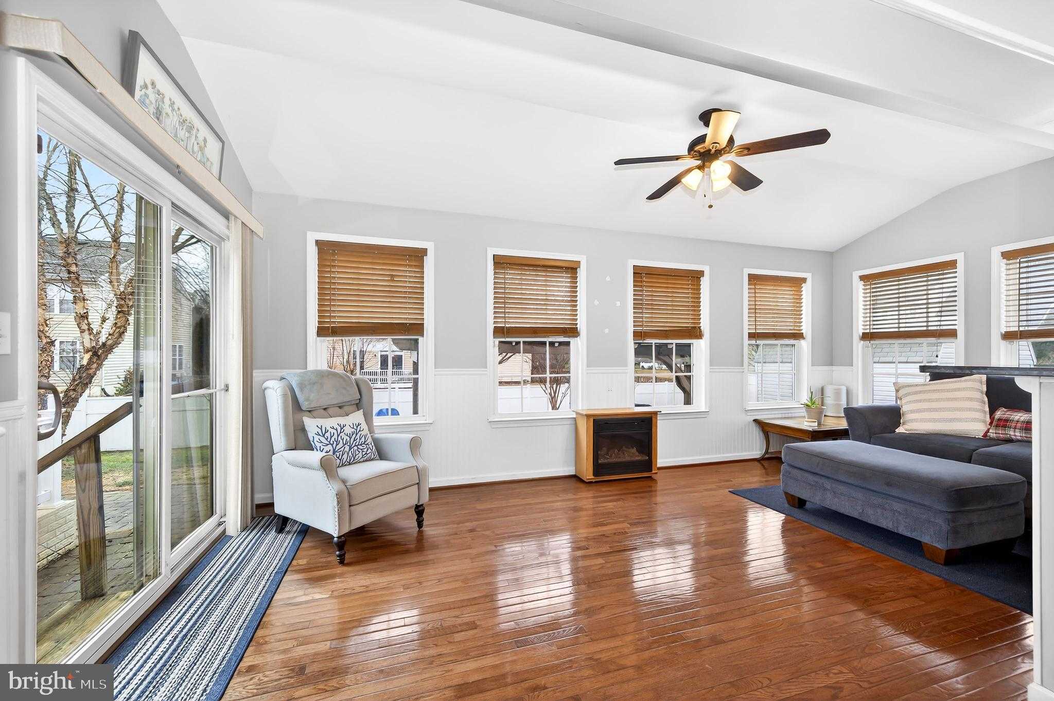 218 Camelot Dr photo 12