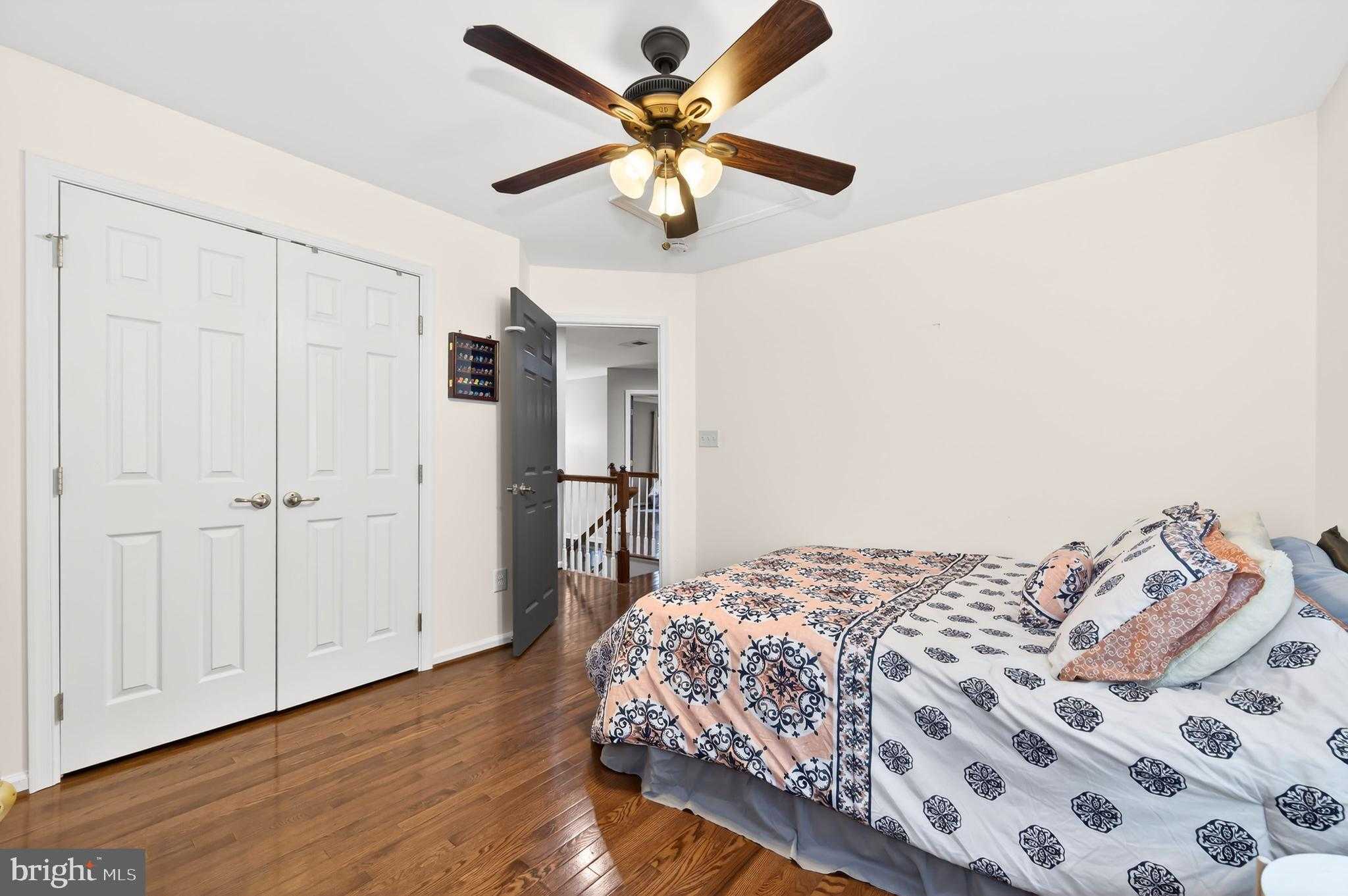 218 Camelot Dr photo 33