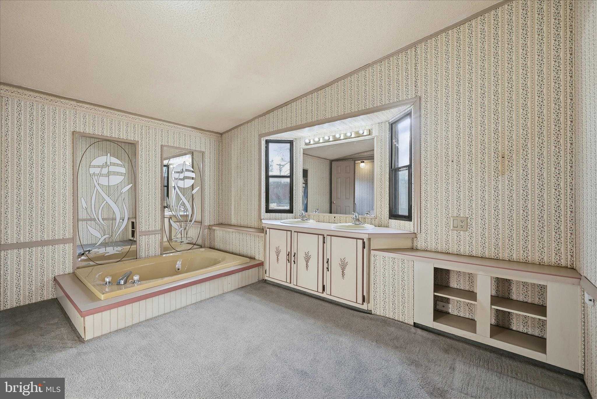 2 Old Chapel Ave photo 28