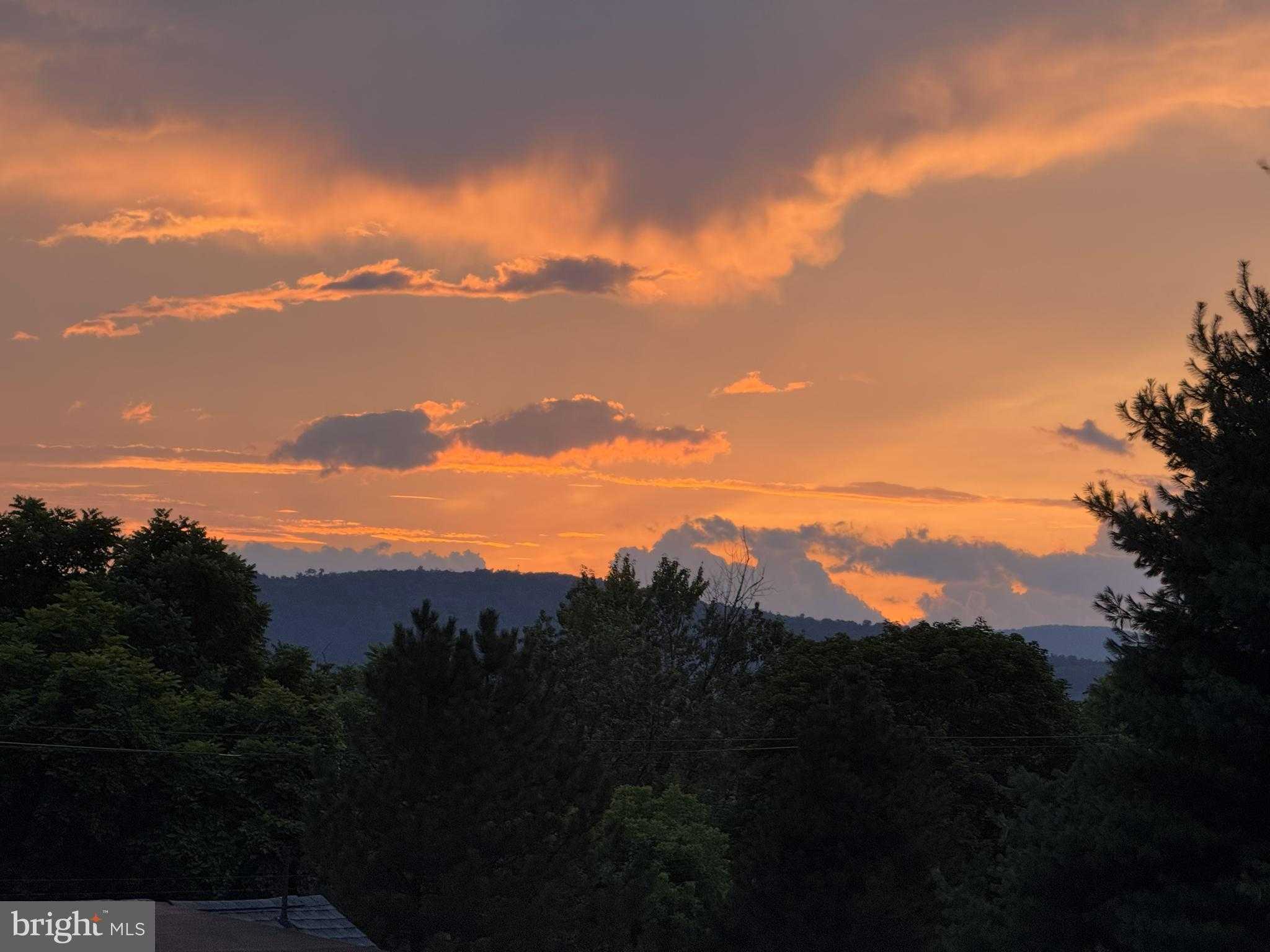 14706 Uhl Hwy SE photo 20