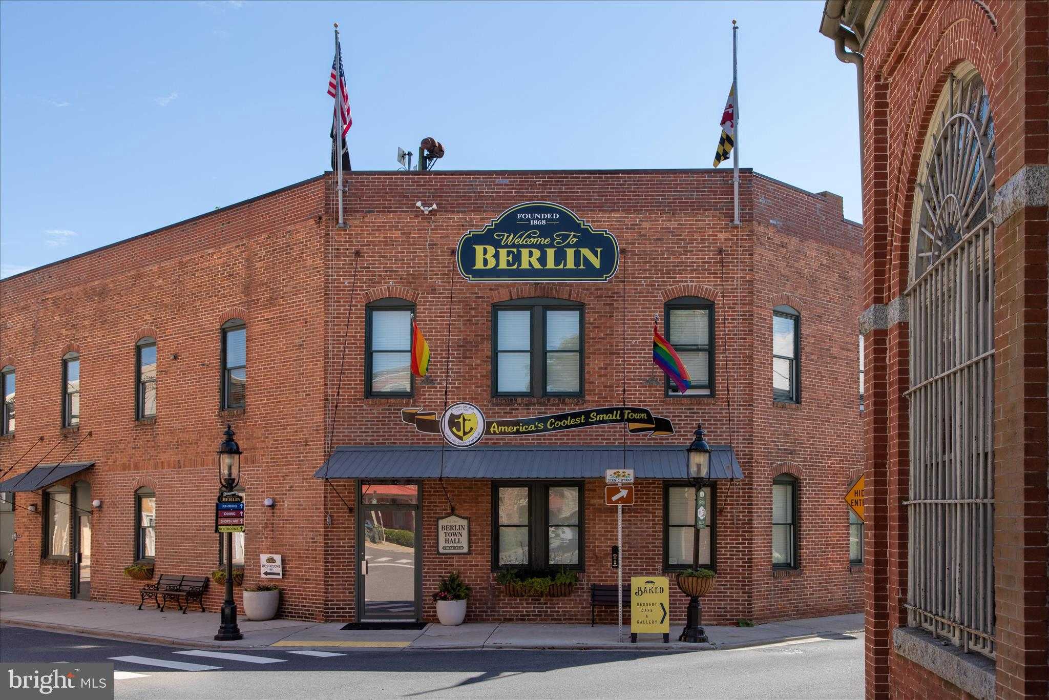 408 Flower St photo 21