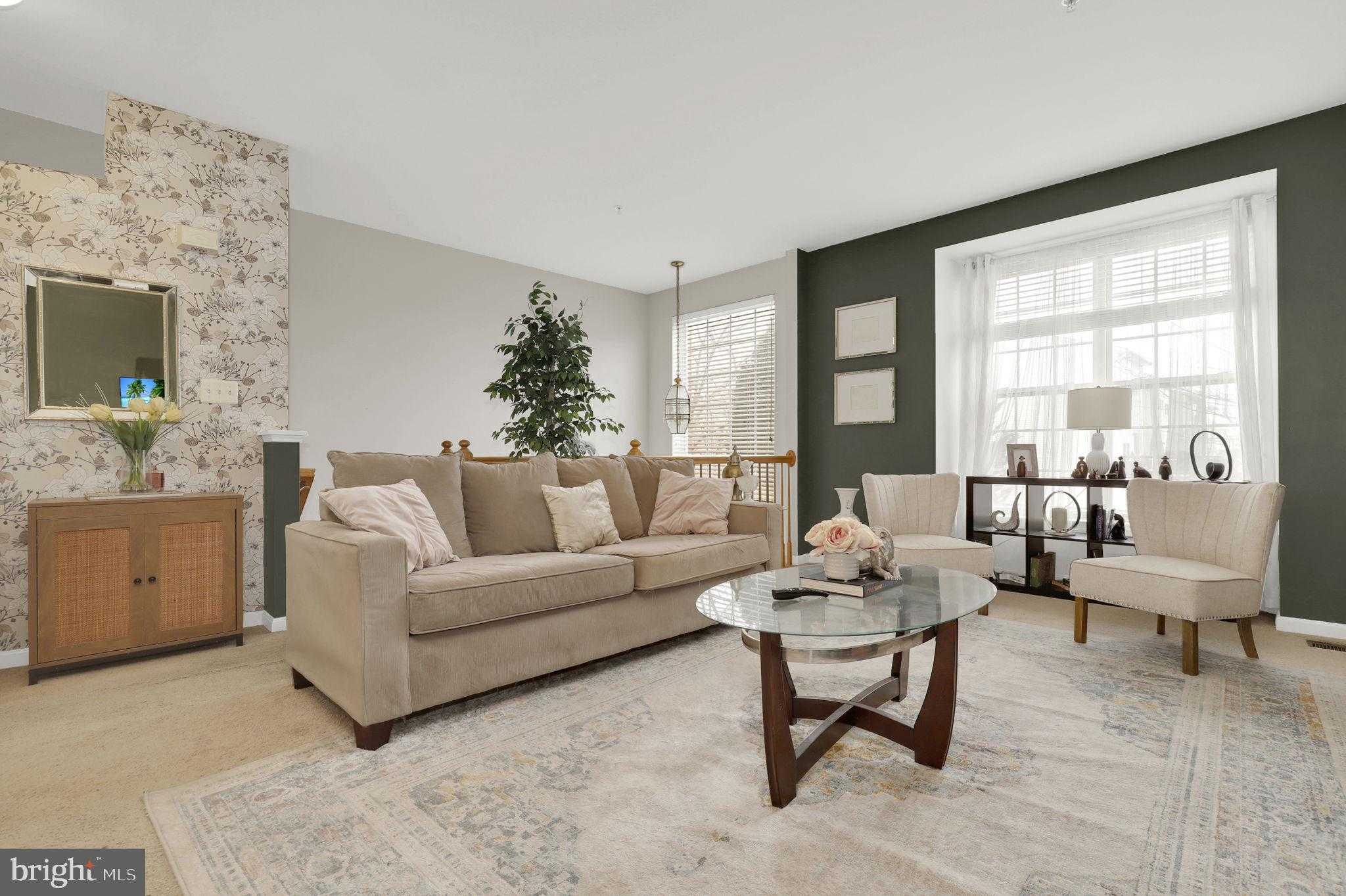 1949 Fieldstone Way photo 4