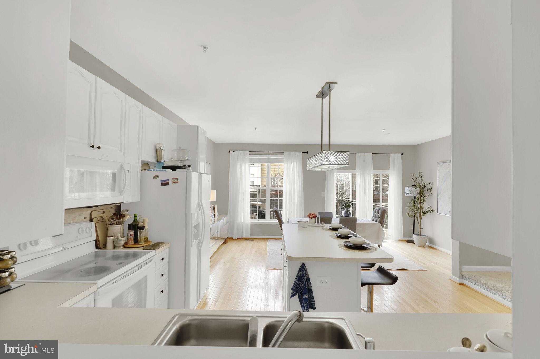 1949 Fieldstone Way photo 7