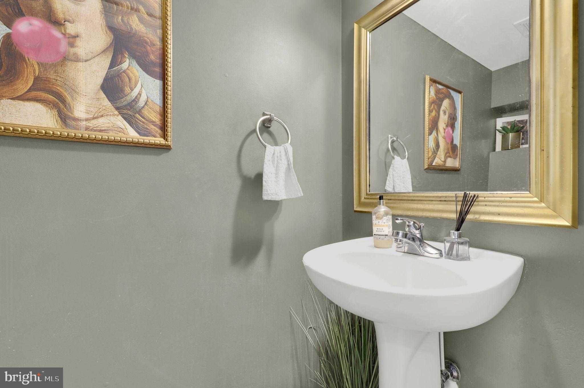 1949 Fieldstone Way photo 8