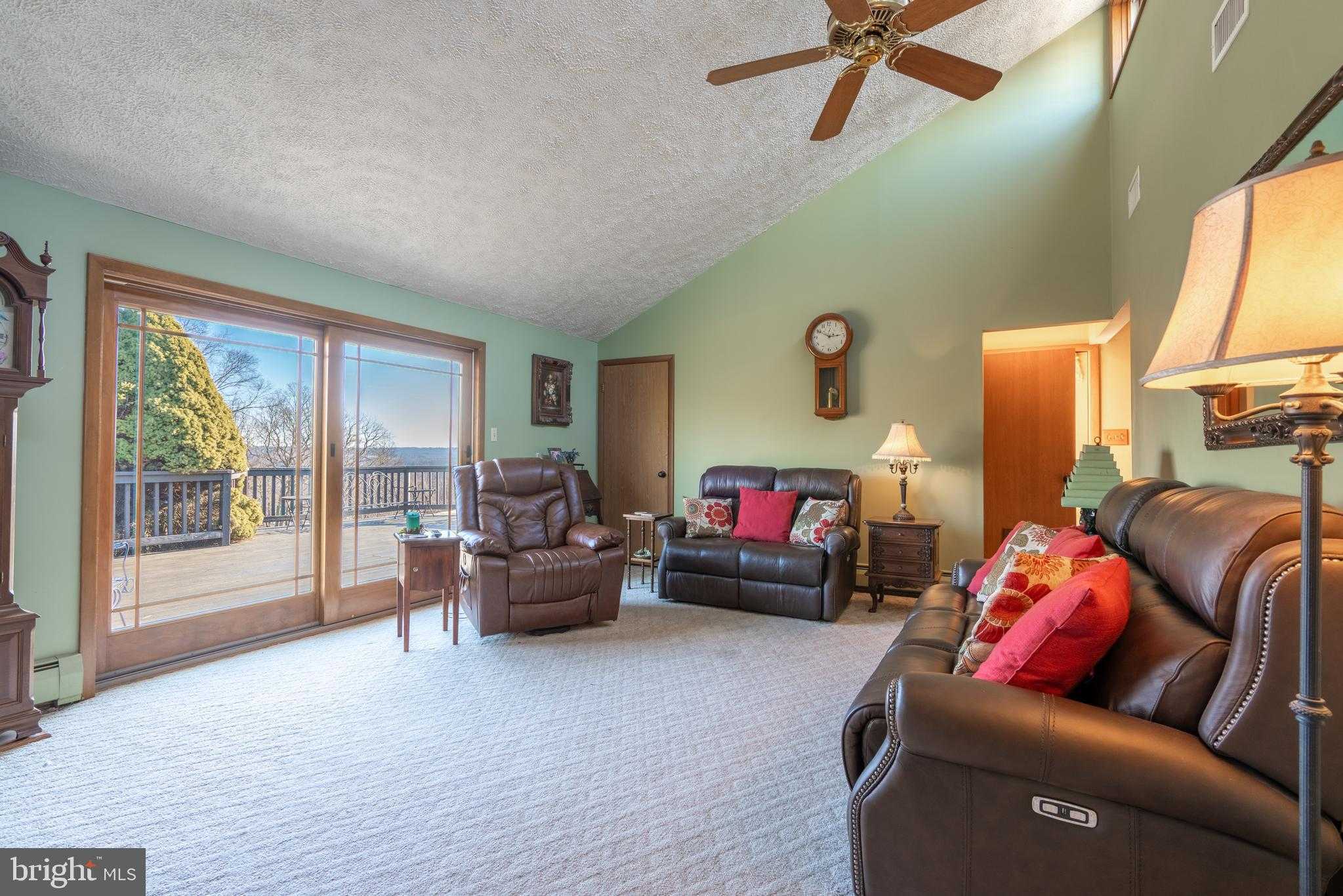 77 Uhlerstown Hill Rd photo 10