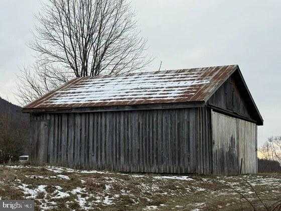 18951 Amberson Rd photo 15