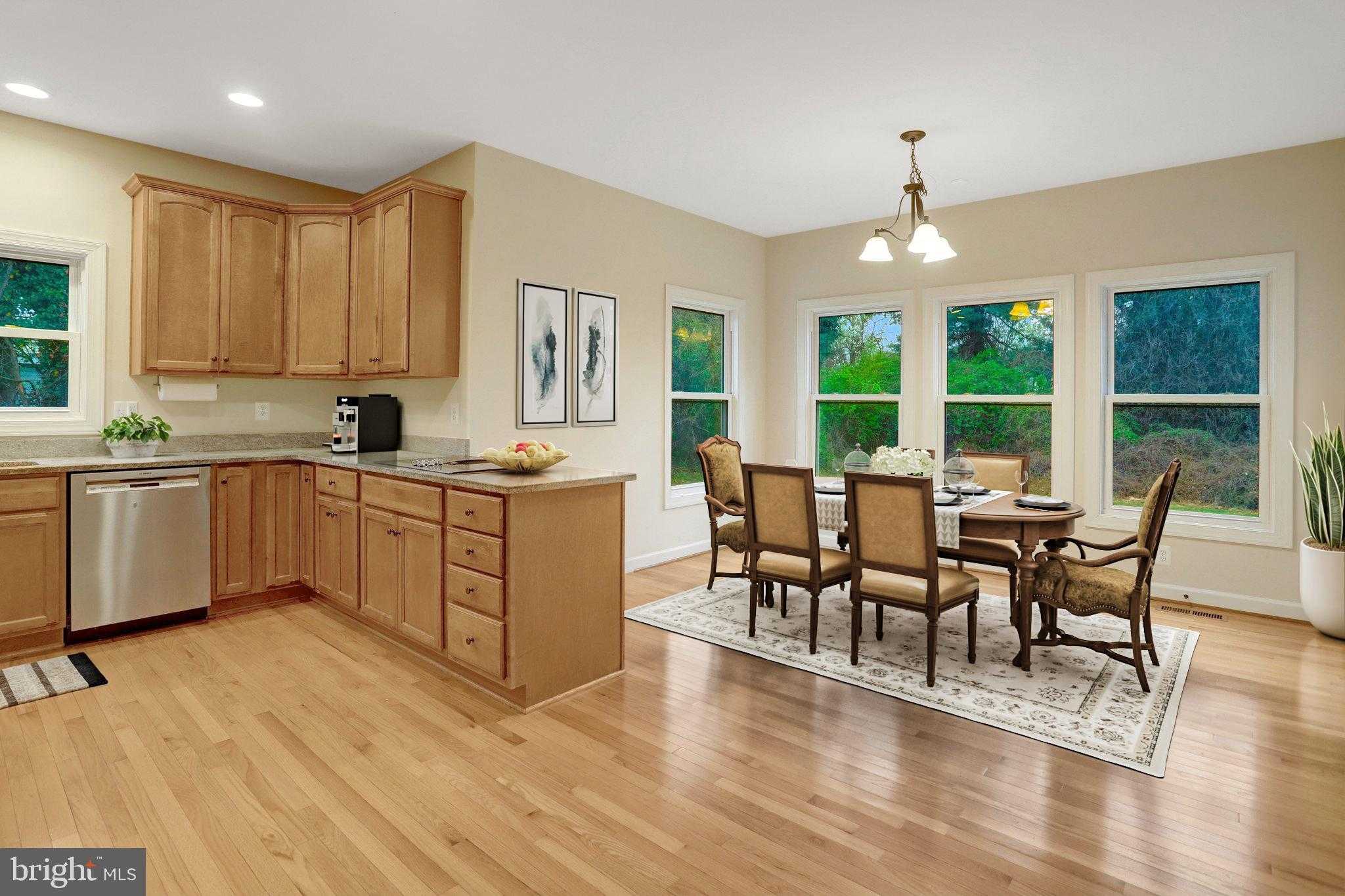 5244 Mitchell St photo 2