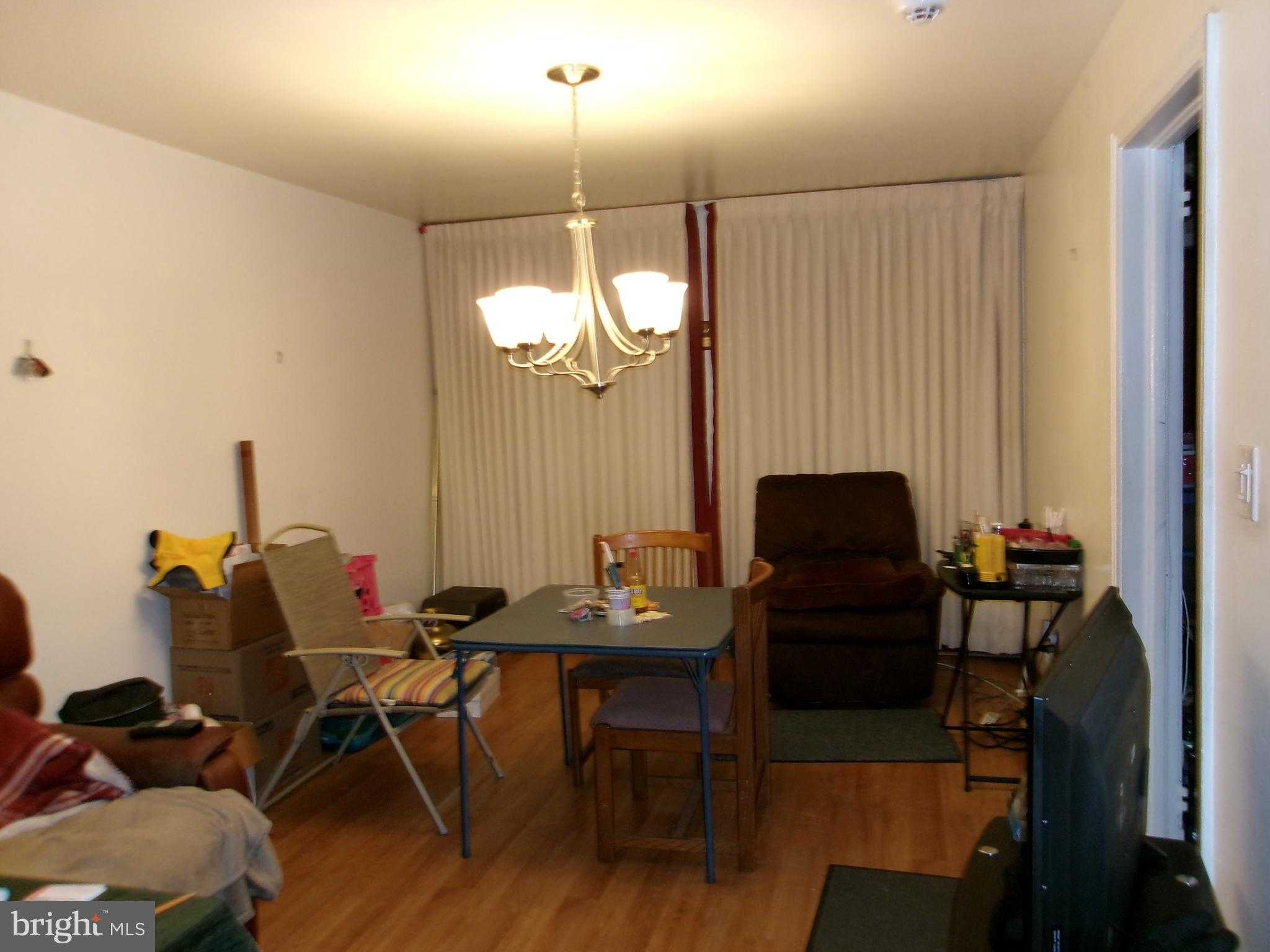 2014 Crestview Rd photo 4