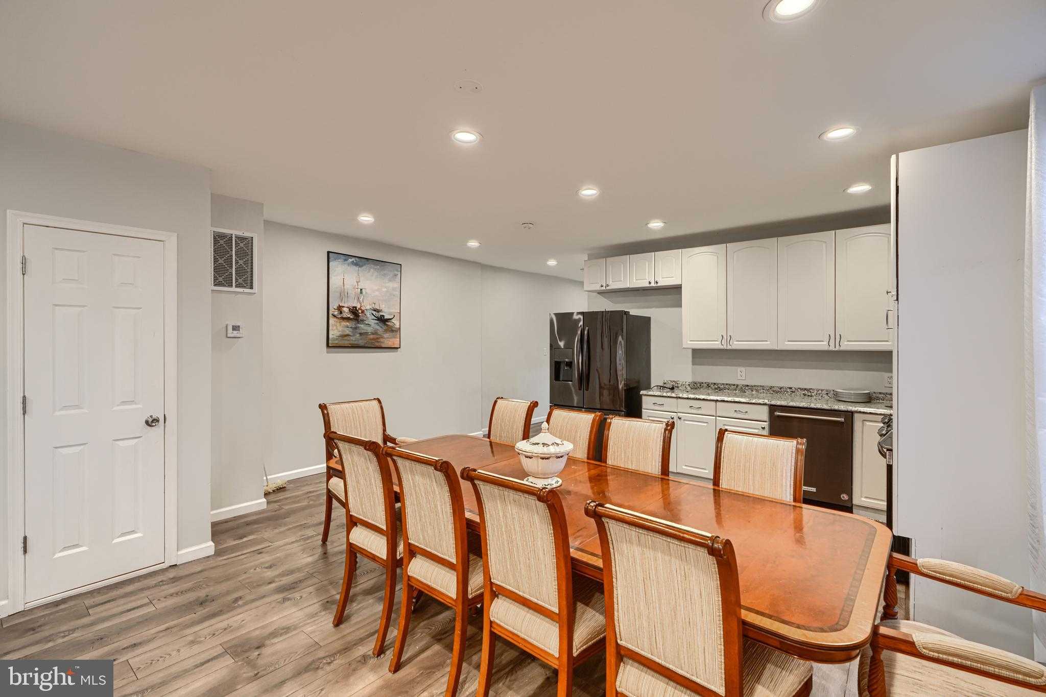 17 Tunic Ave photo 5