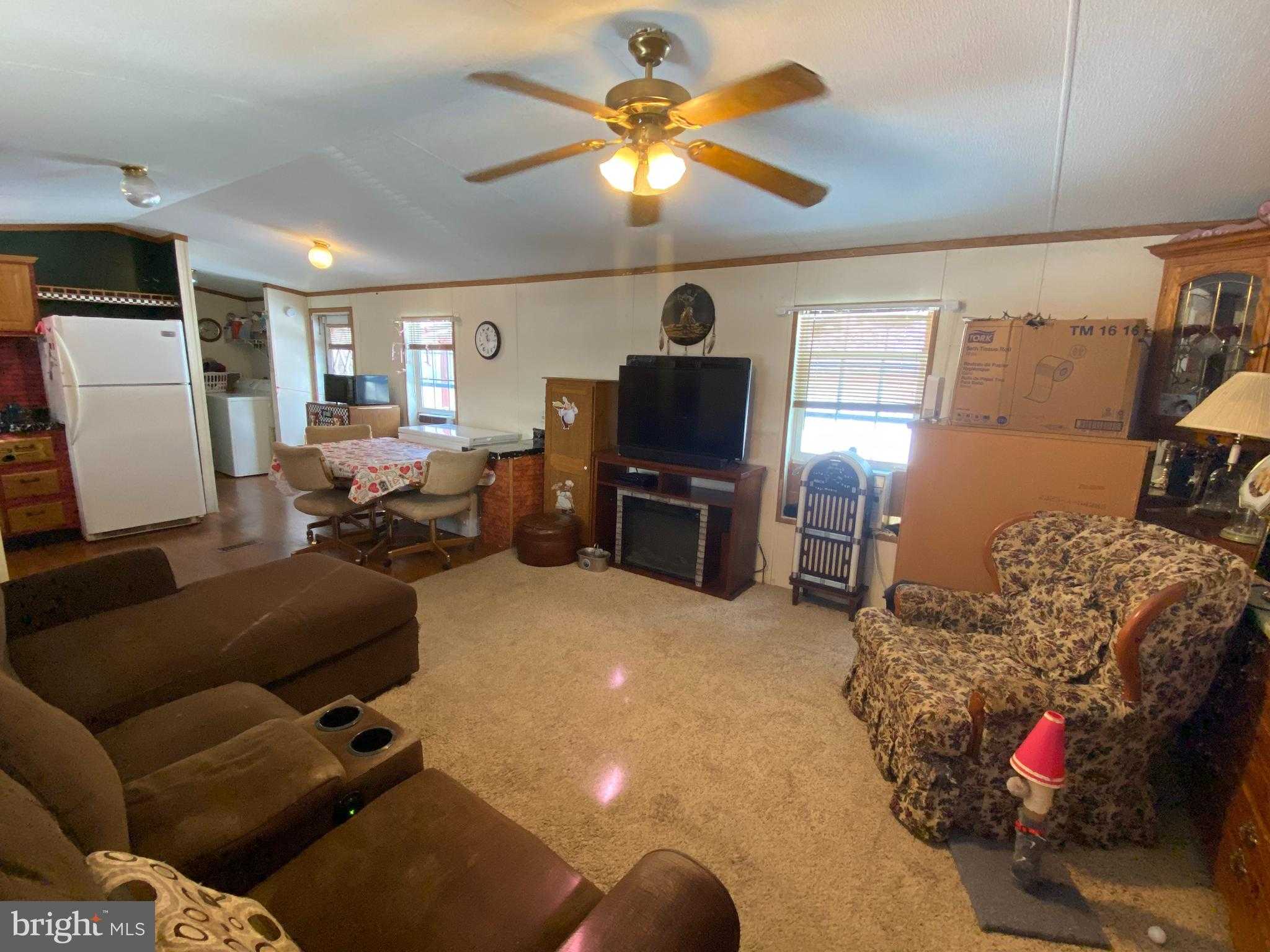 57 Ridgedale Ave photo 2