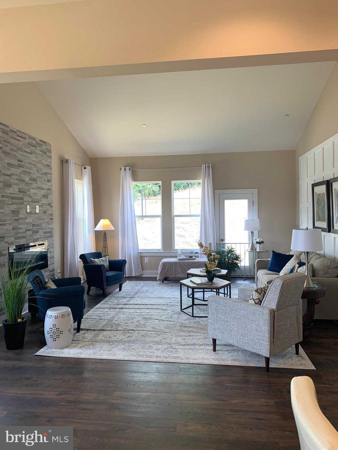 109 Shinzian Dr photo 32