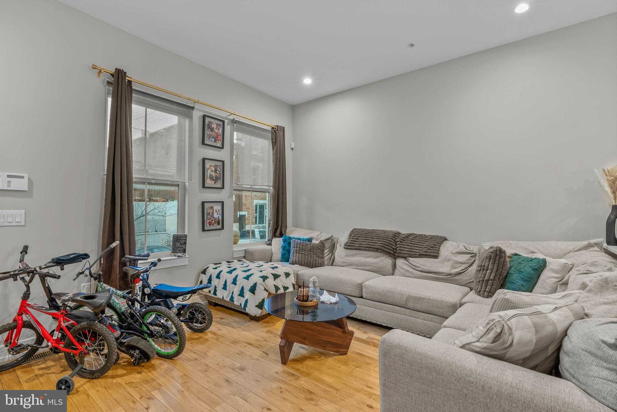 1517 N 27th St photo 3