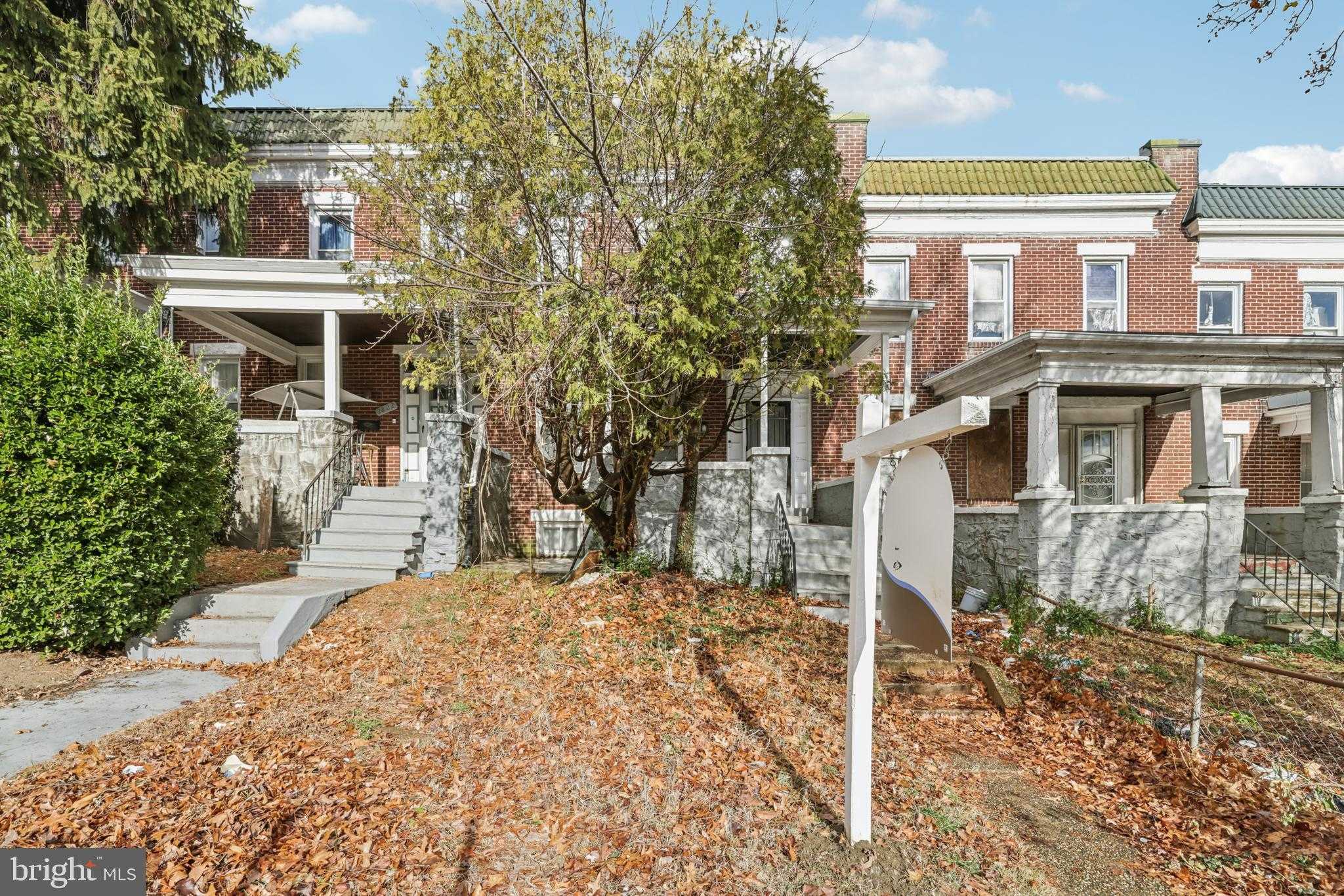 2820 Brighton St photo 3