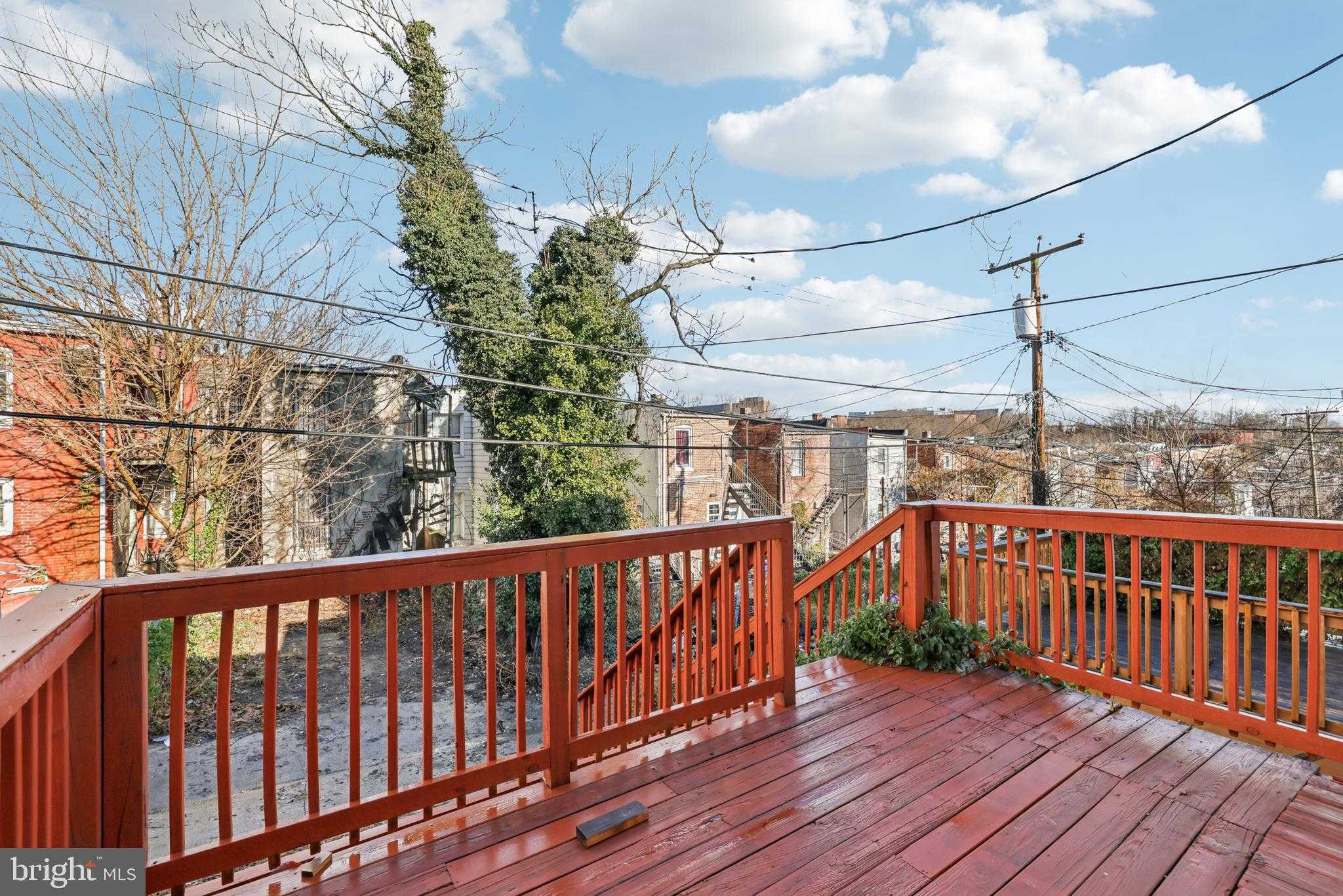 2820 Brighton St photo 32