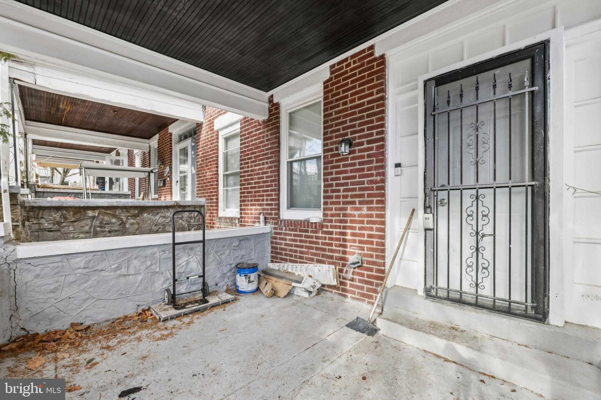 2820 Brighton St photo 7