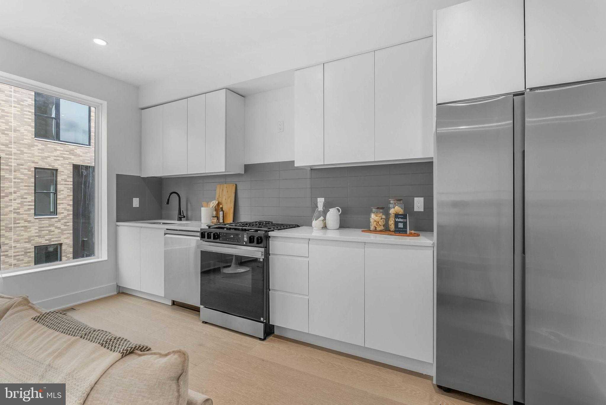 635 N 7th St photo 6