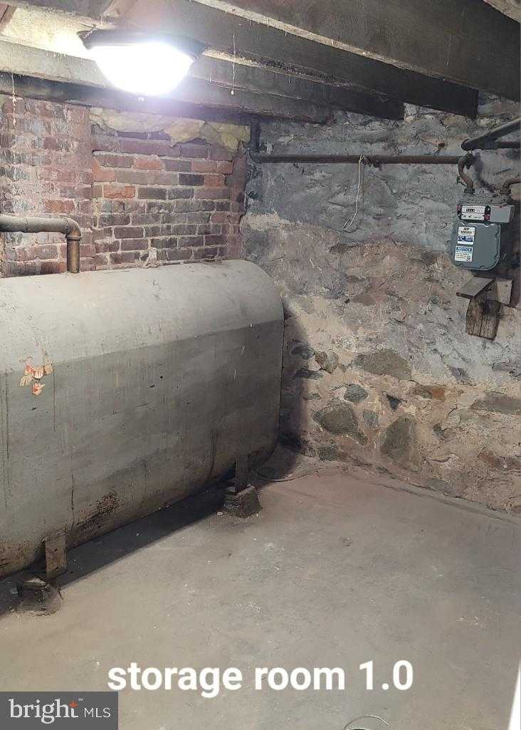 1534 Poplar Grove St photo 31