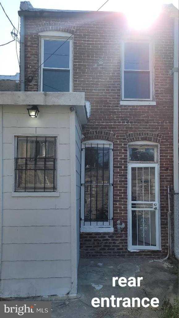 1534 Poplar Grove St photo 32