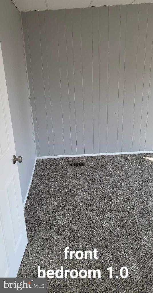 1534 Poplar Grove St photo 6