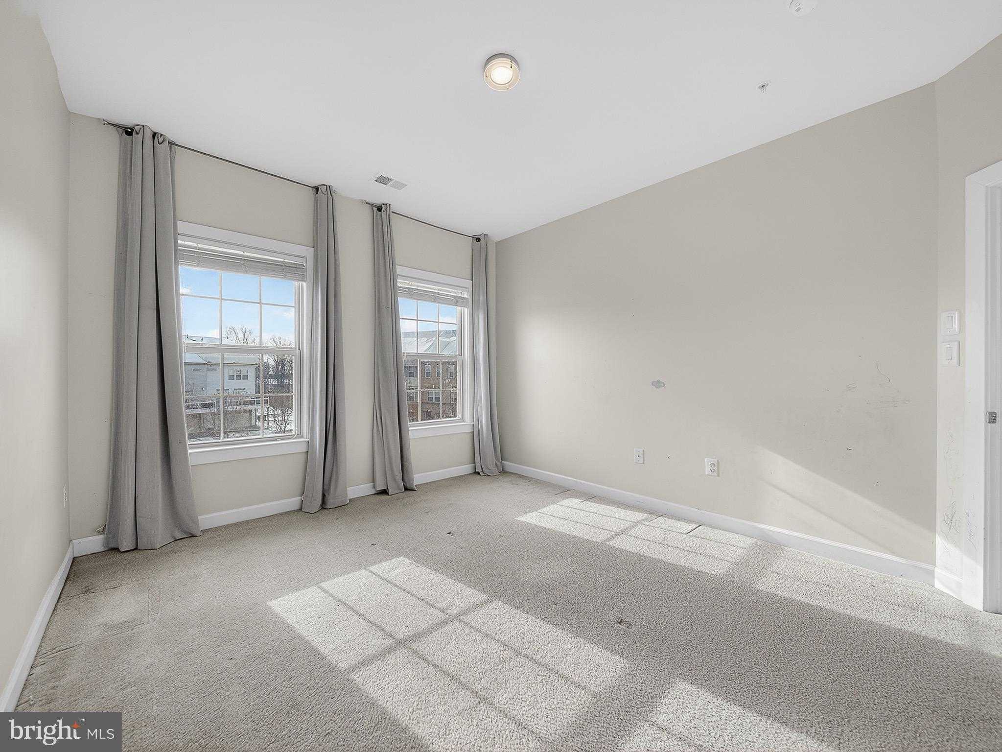 2914 Middleham CT photo 20