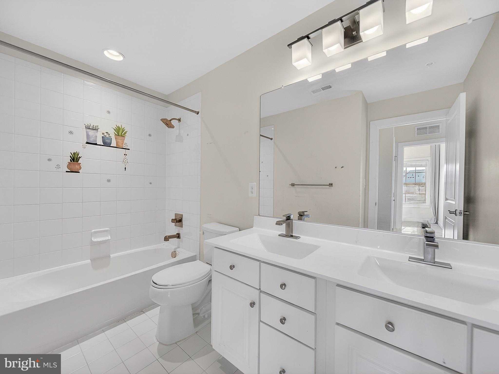 2914 Middleham CT photo 25