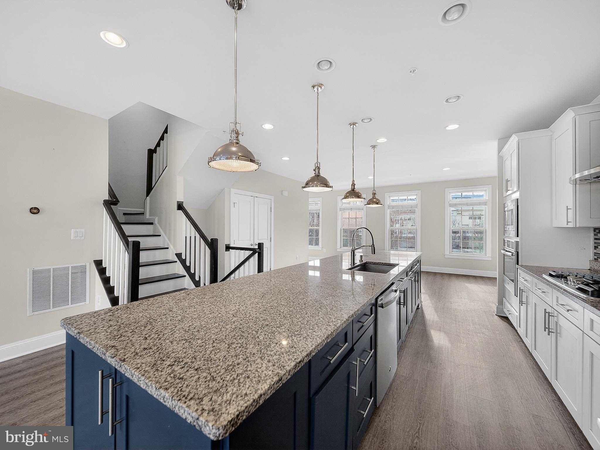 2914 Middleham CT photo 8