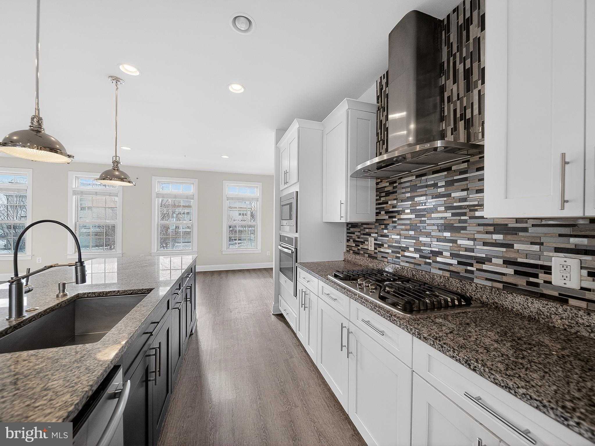 2914 Middleham CT photo 9