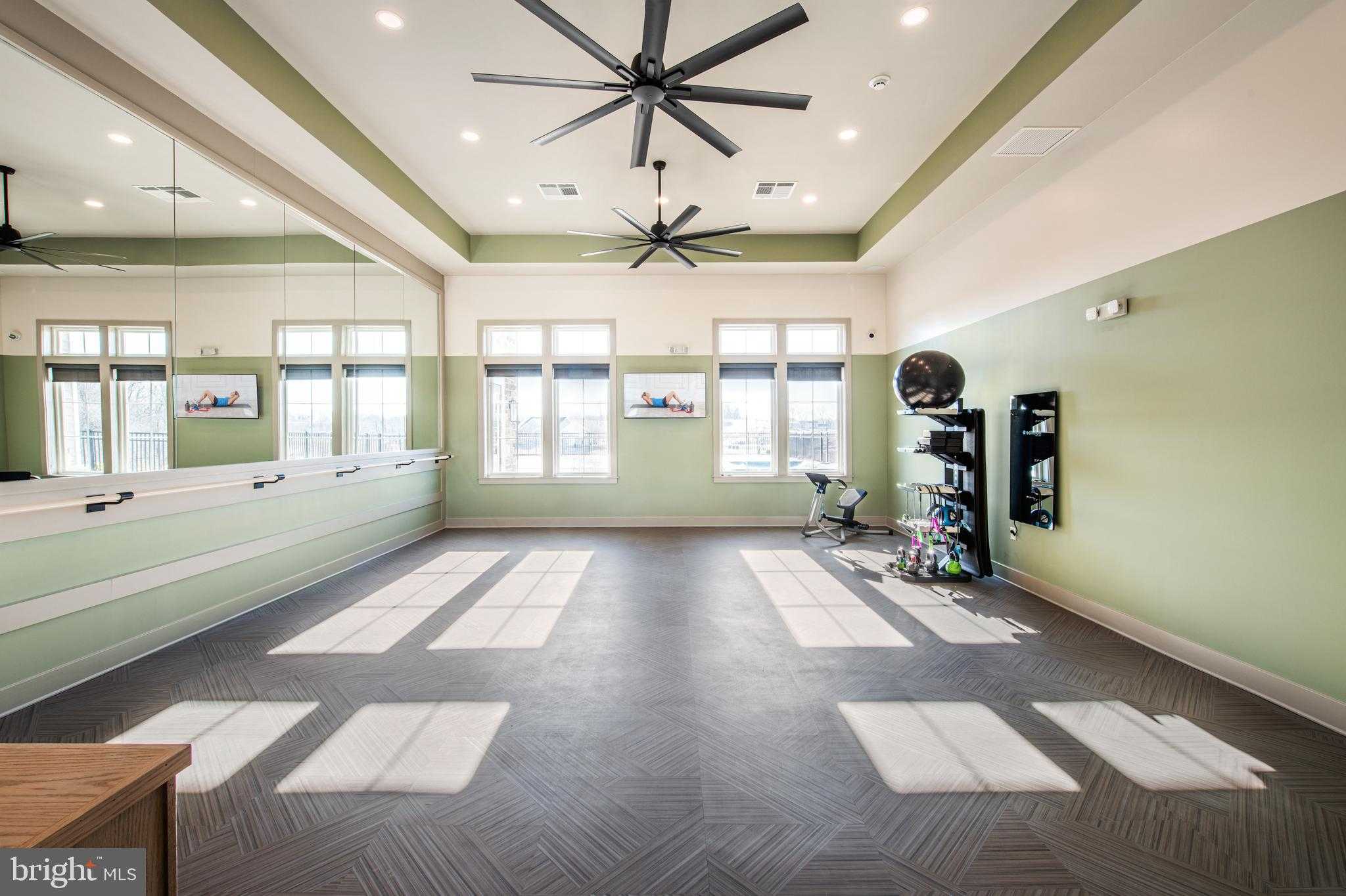 502 Anthem Ln photo 43