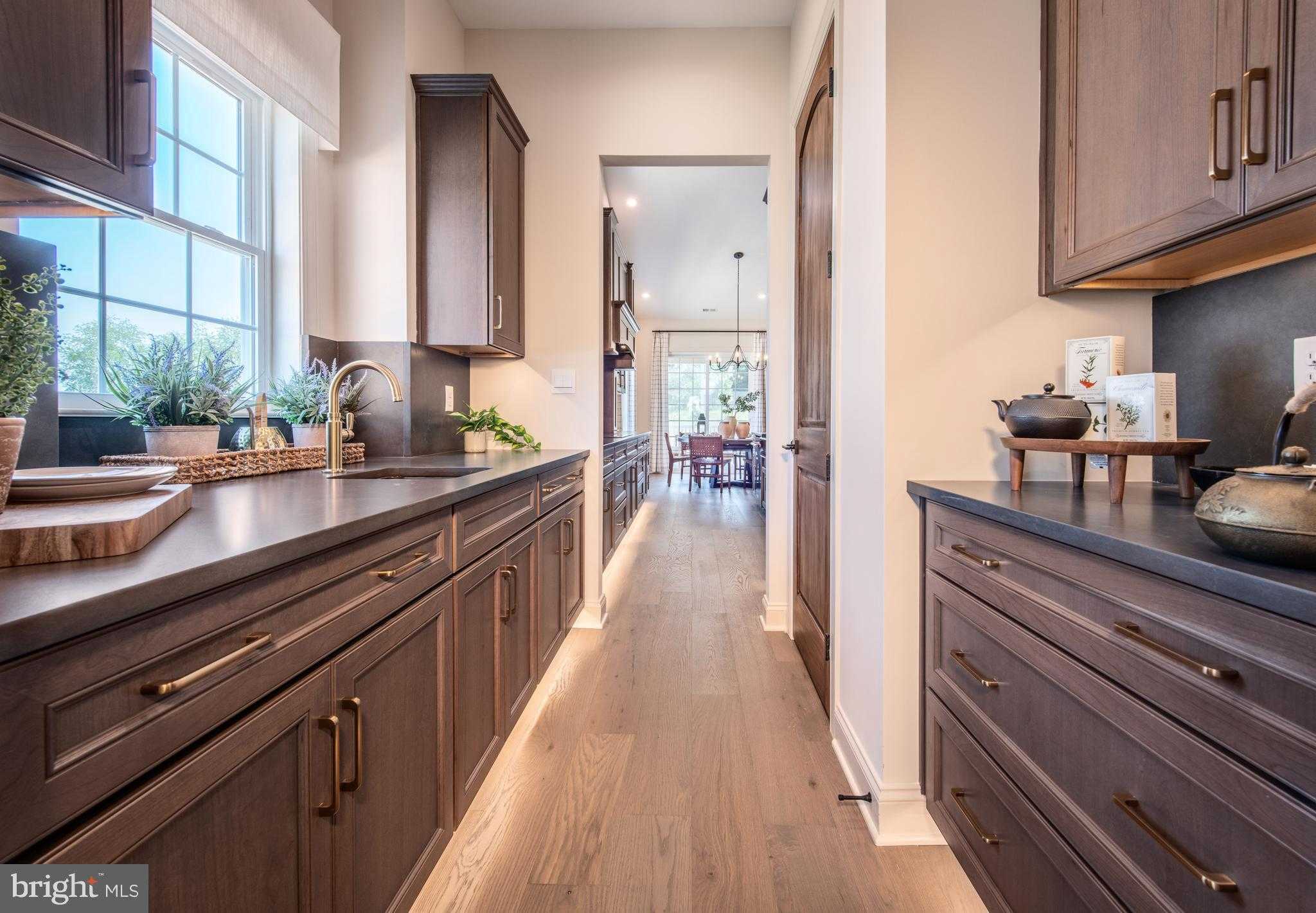 502 Anthem Ln photo 5