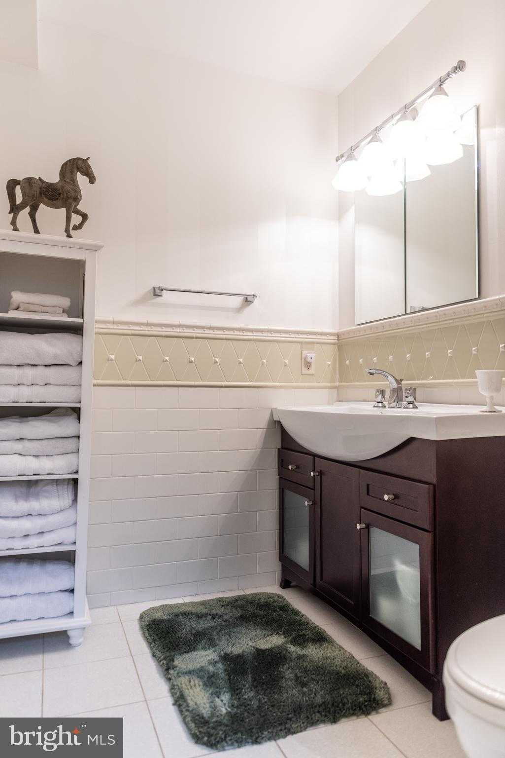 147 Elm Ave photo 25