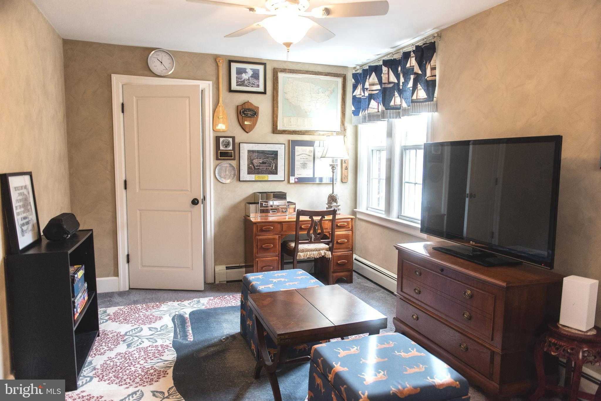 147 Elm Ave photo 40