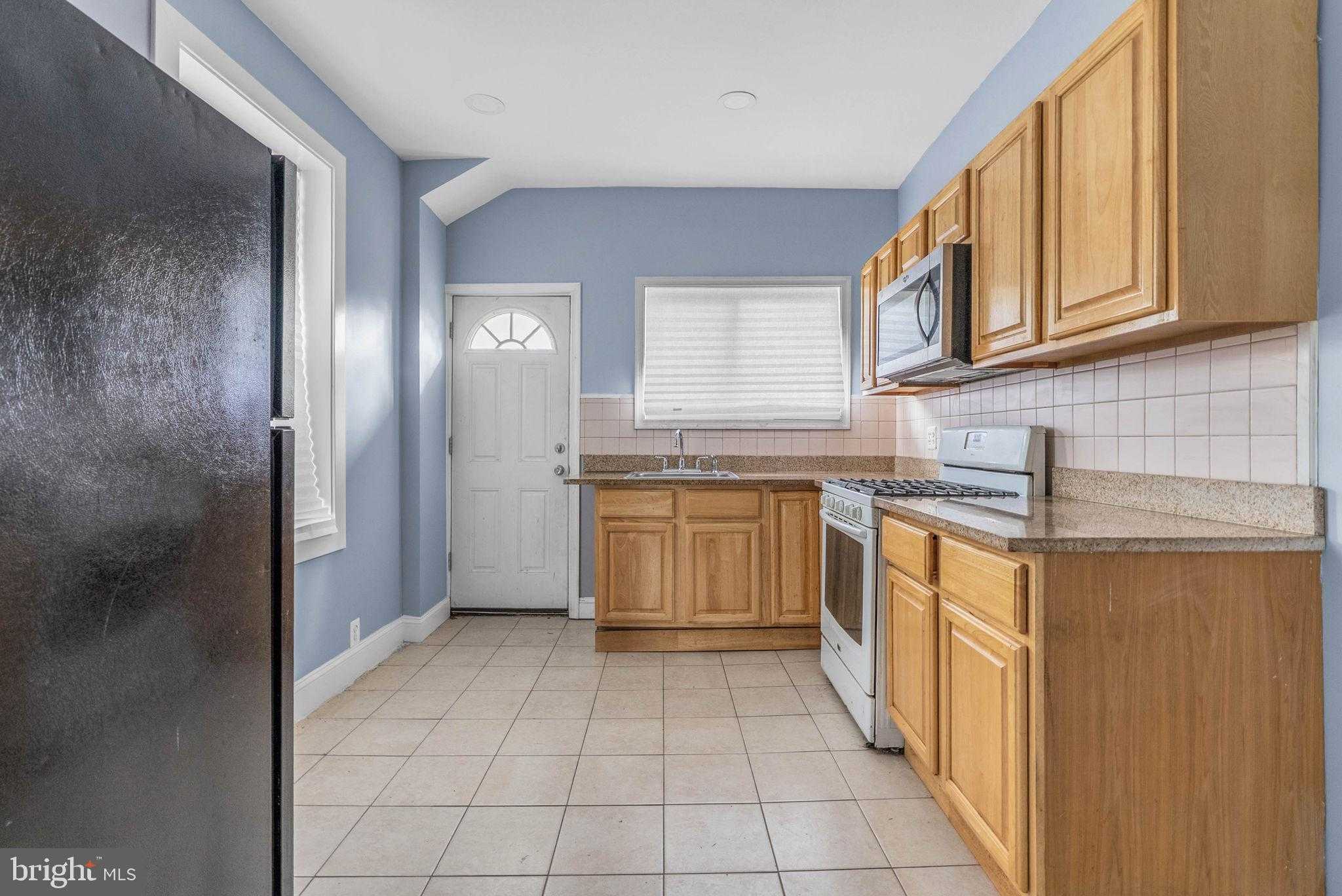 4738 Paschall Ave photo 5