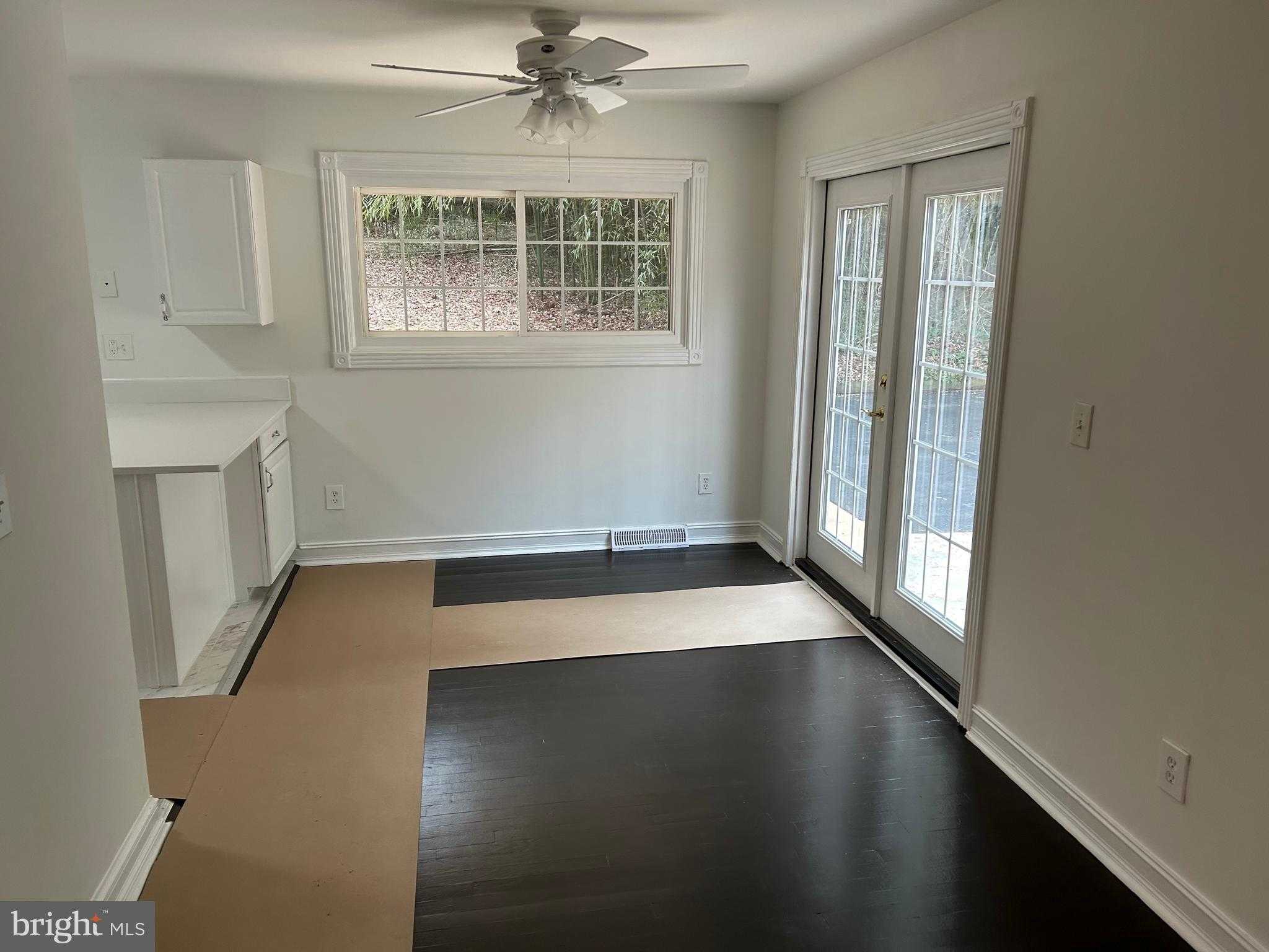 1350 Ritchie Hwy photo 12