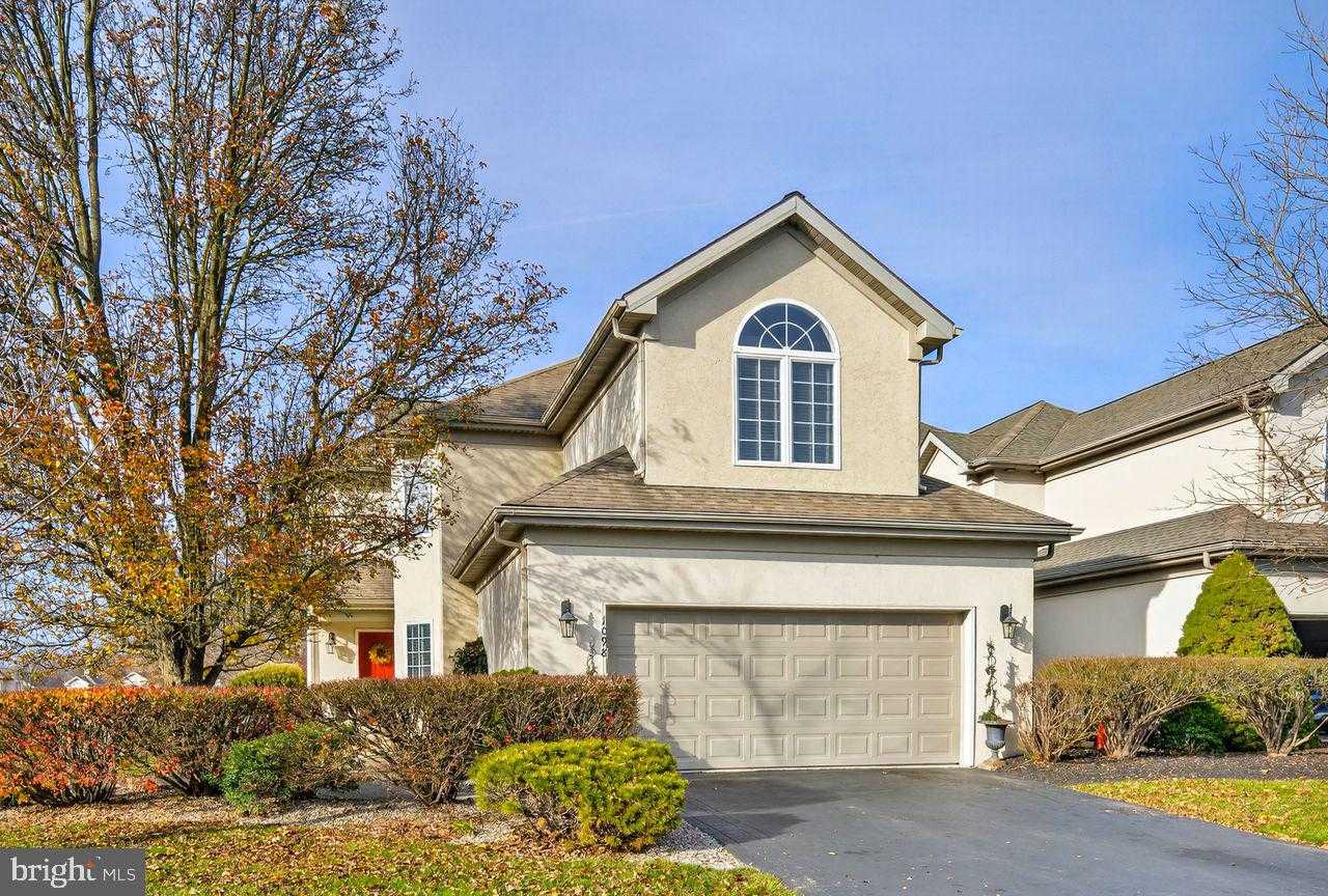 1098 Stillwood Cir photo 2