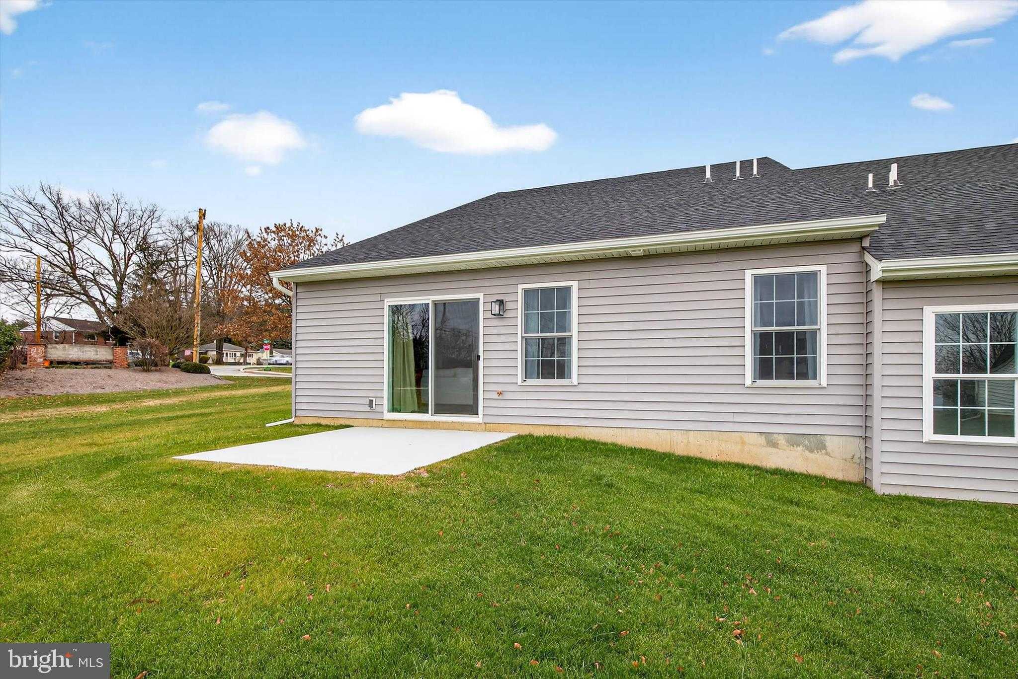 122 Hillard Fld photo 44