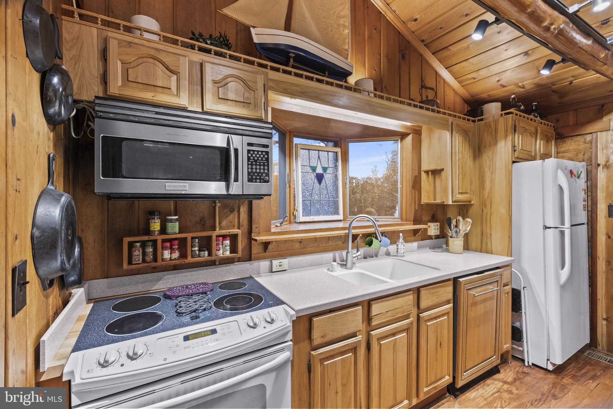 2010 Date Rd photo 15