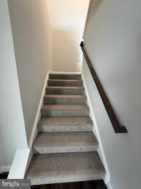 305 Bethune Dr photo 17