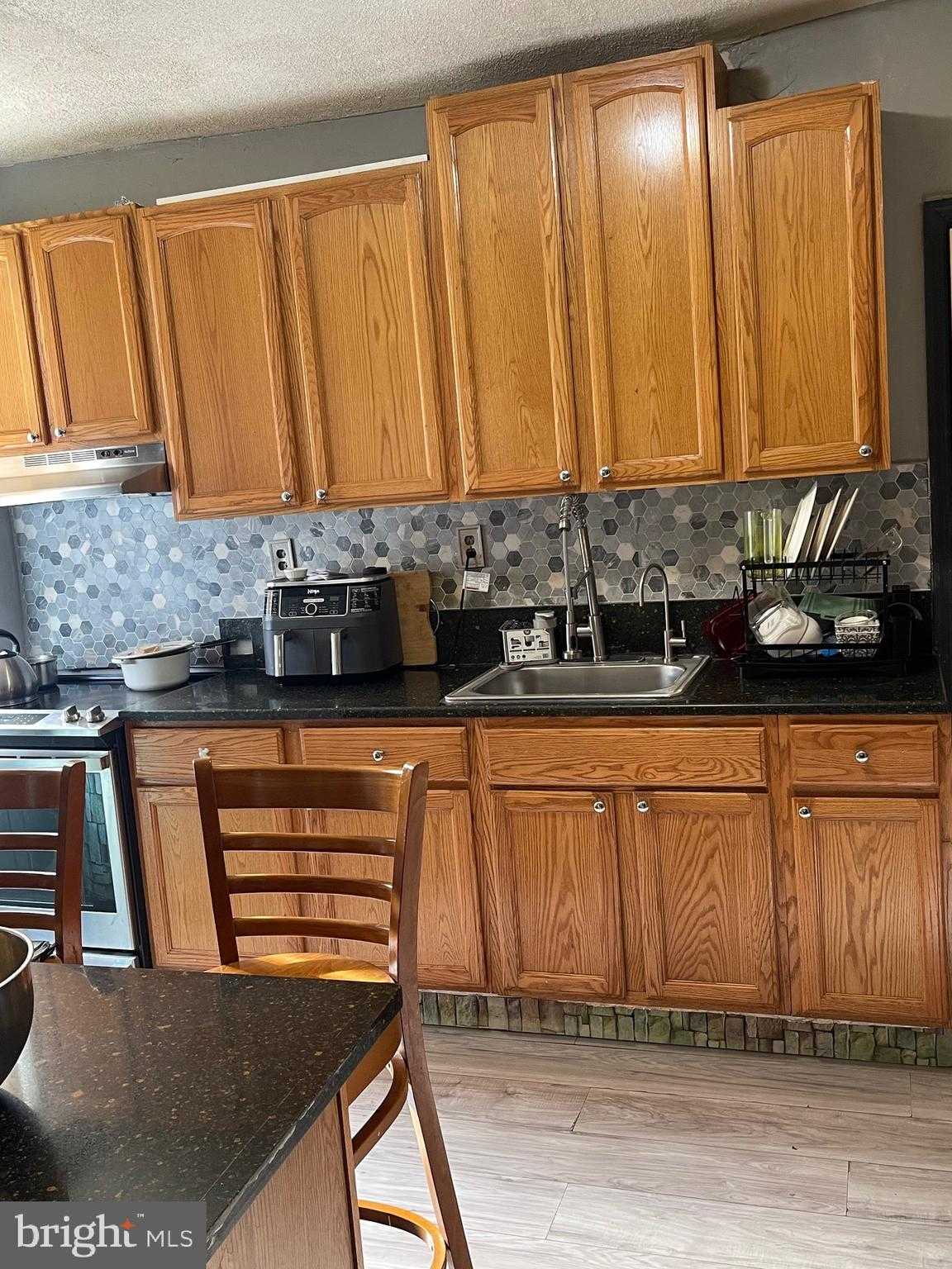 106 Chester Pike photo 8