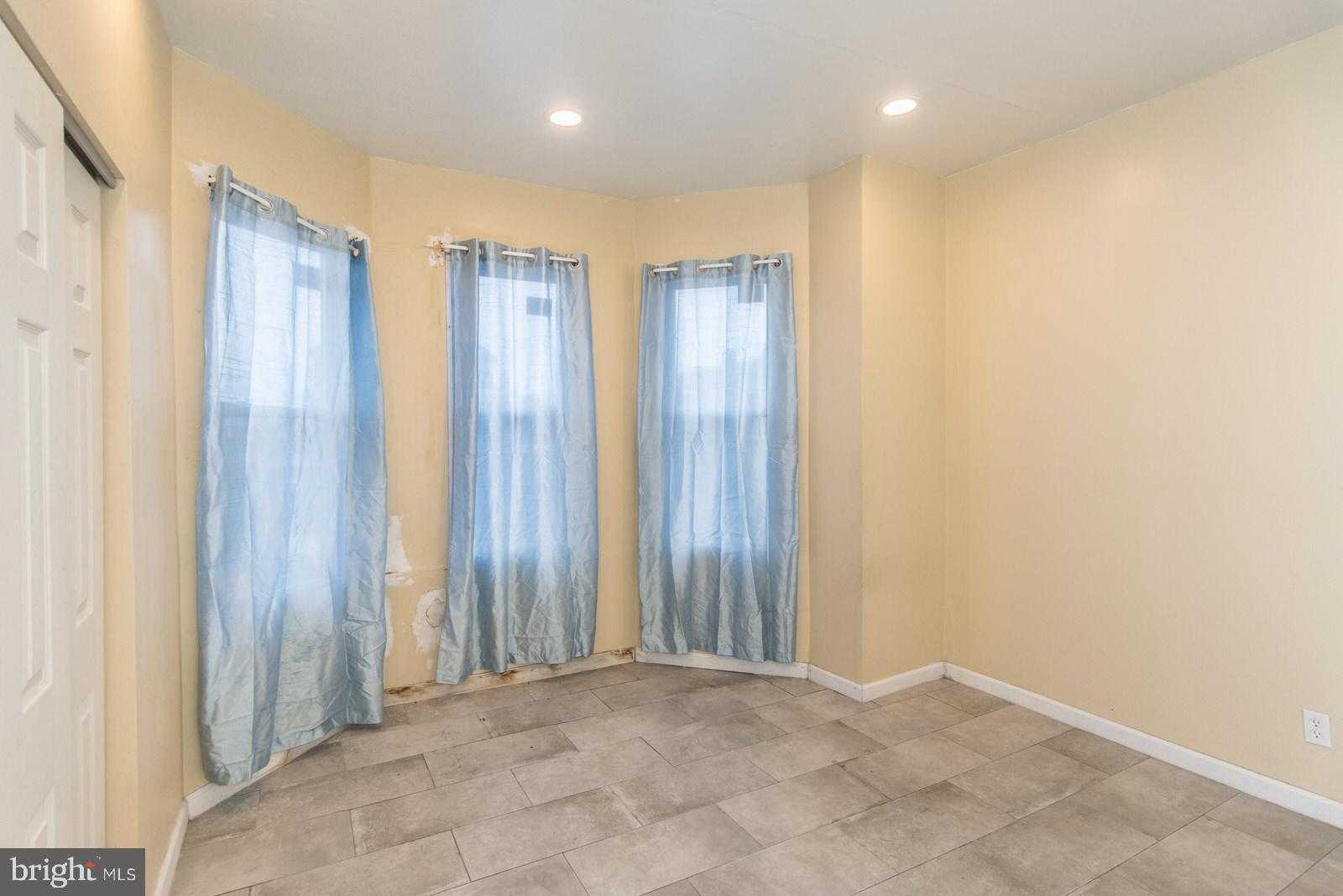 3964 N 7th St photo 30