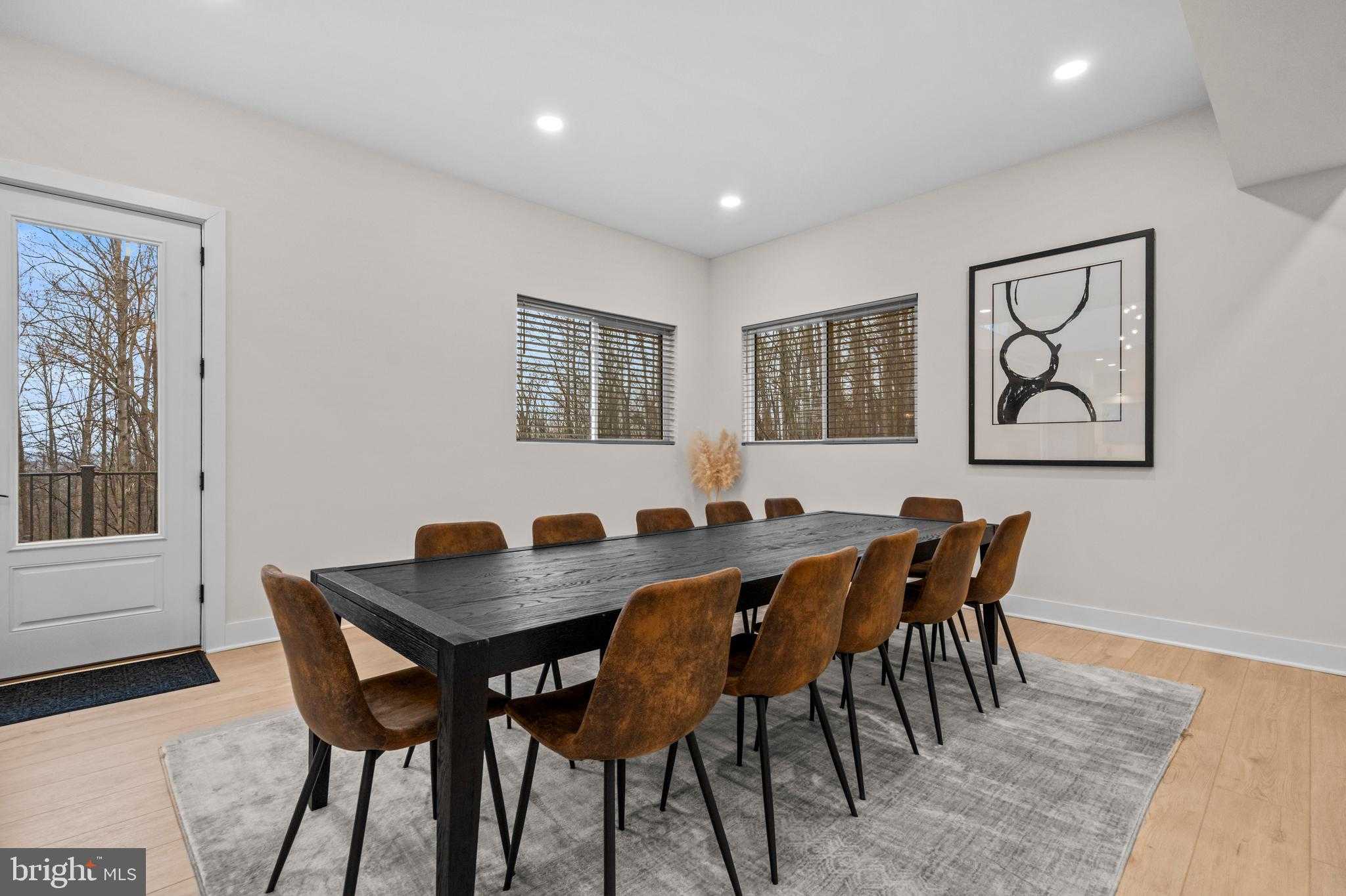 13543 Hanging Rock Ln photo 16