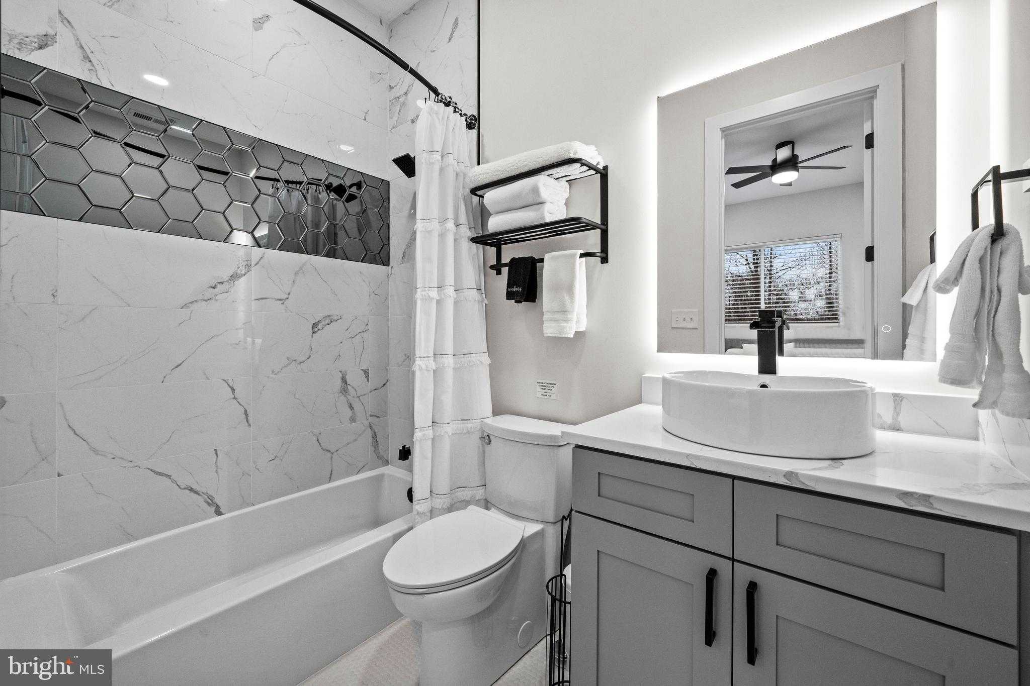 13543 Hanging Rock Ln photo 31