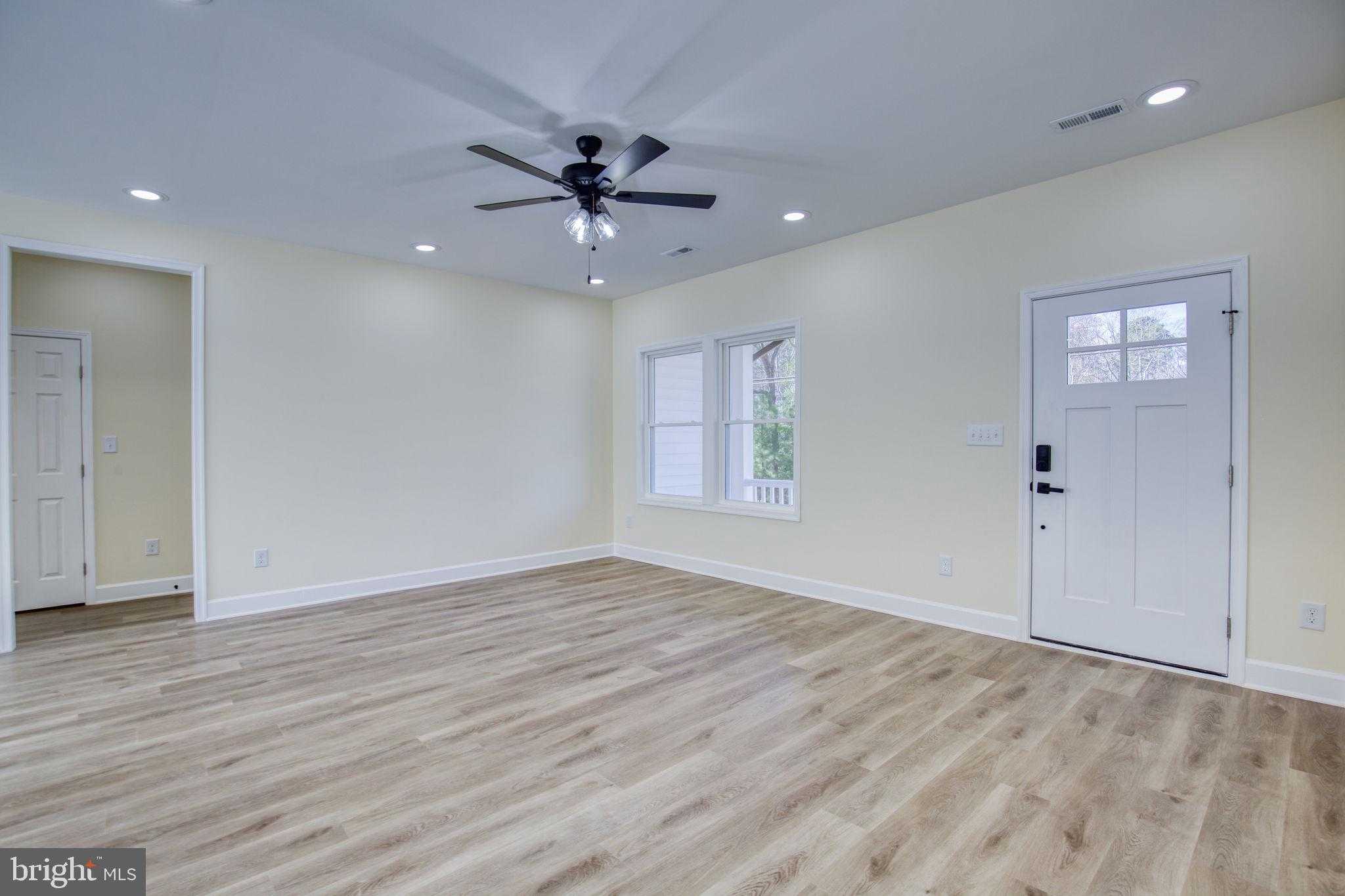 49 Poplar Ln photo 10