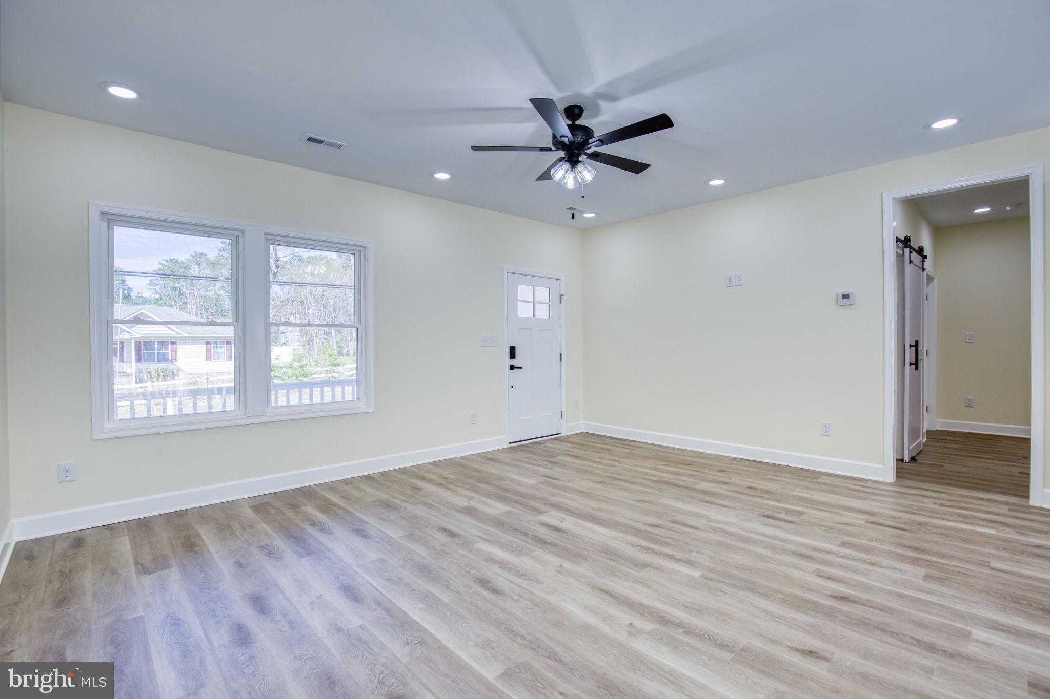 49 Poplar Ln photo 11