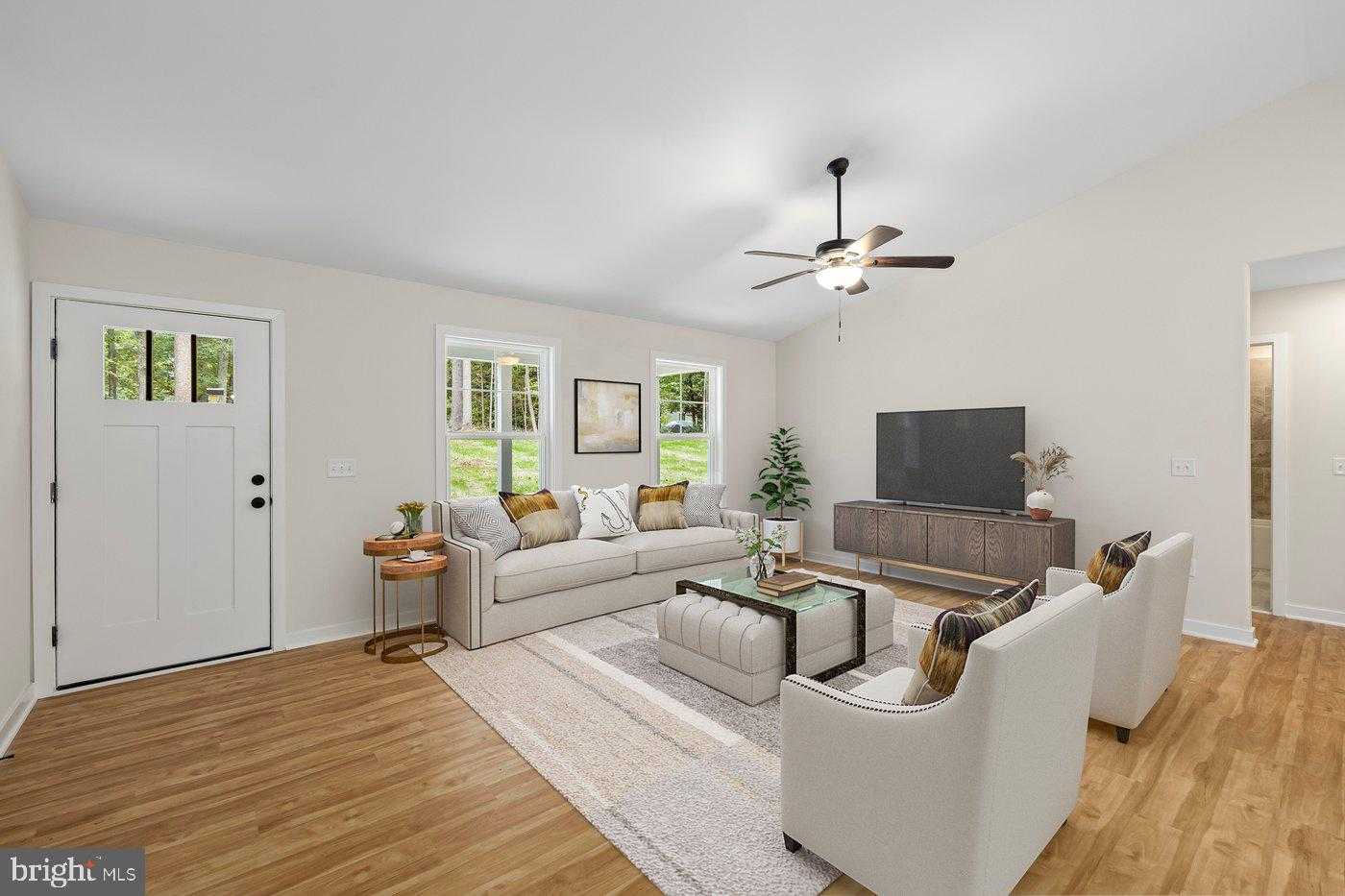 8339 Kennedy Dr photo 3