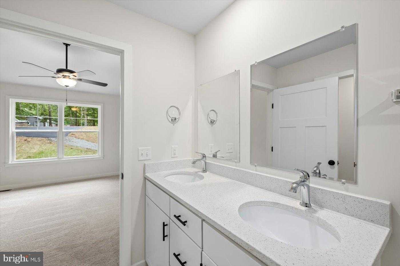 8339 Kennedy Dr photo 36