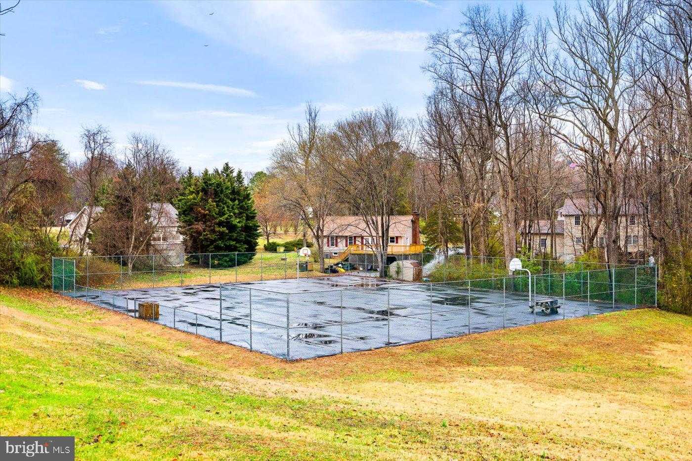 8339 Kennedy Dr photo 65