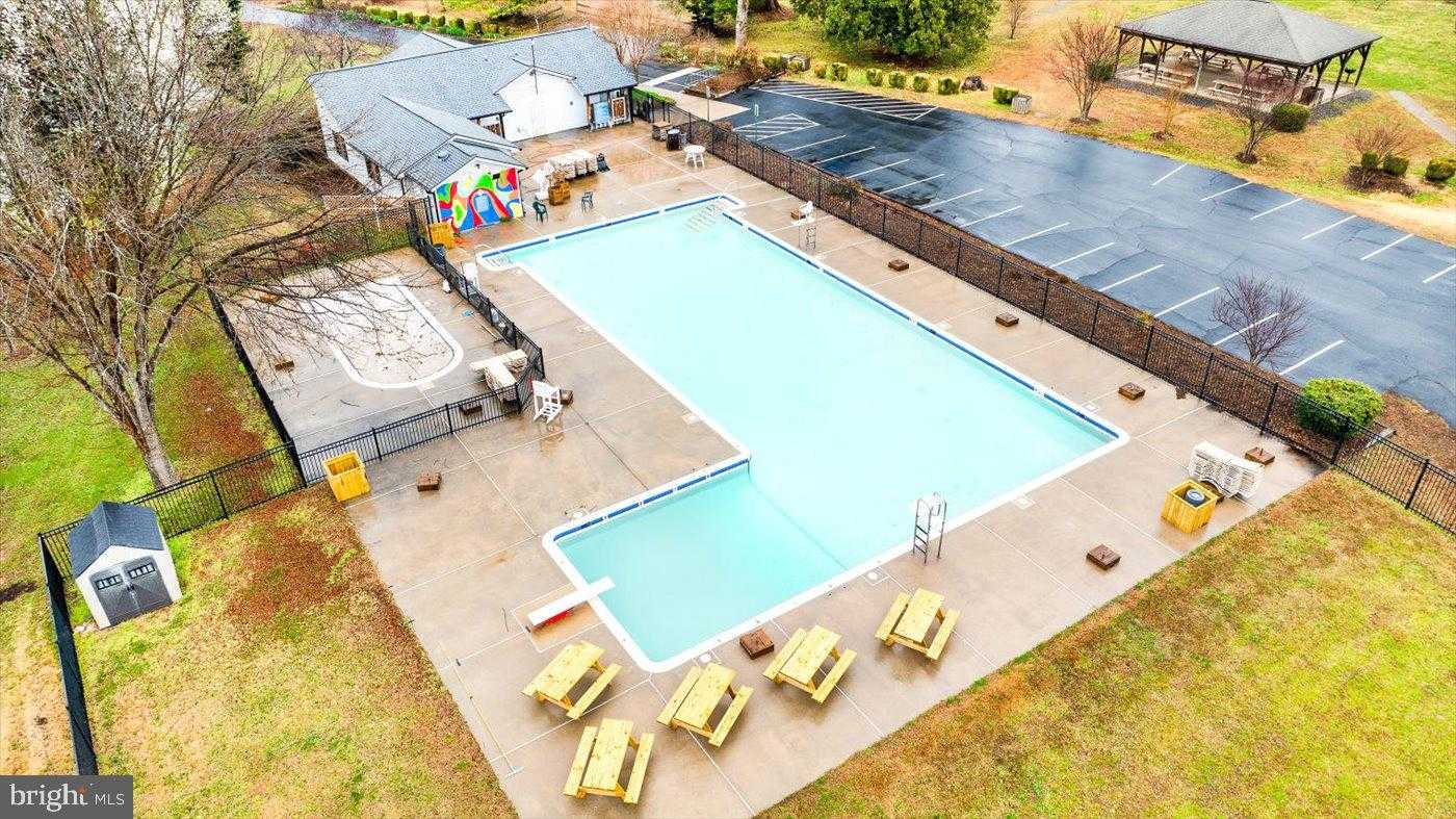 8339 Kennedy Dr photo 68