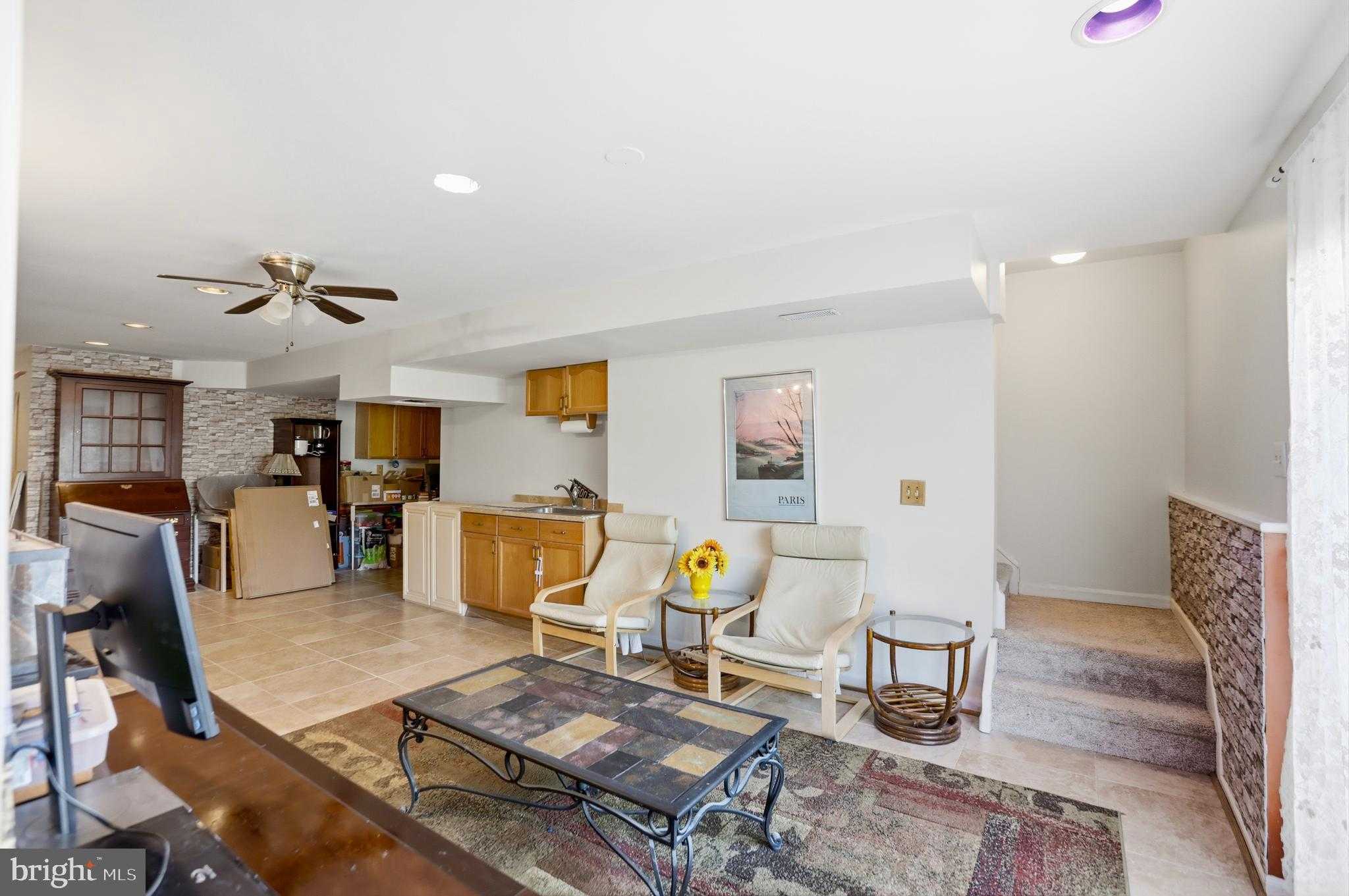 145 Maplewood CT photo 23