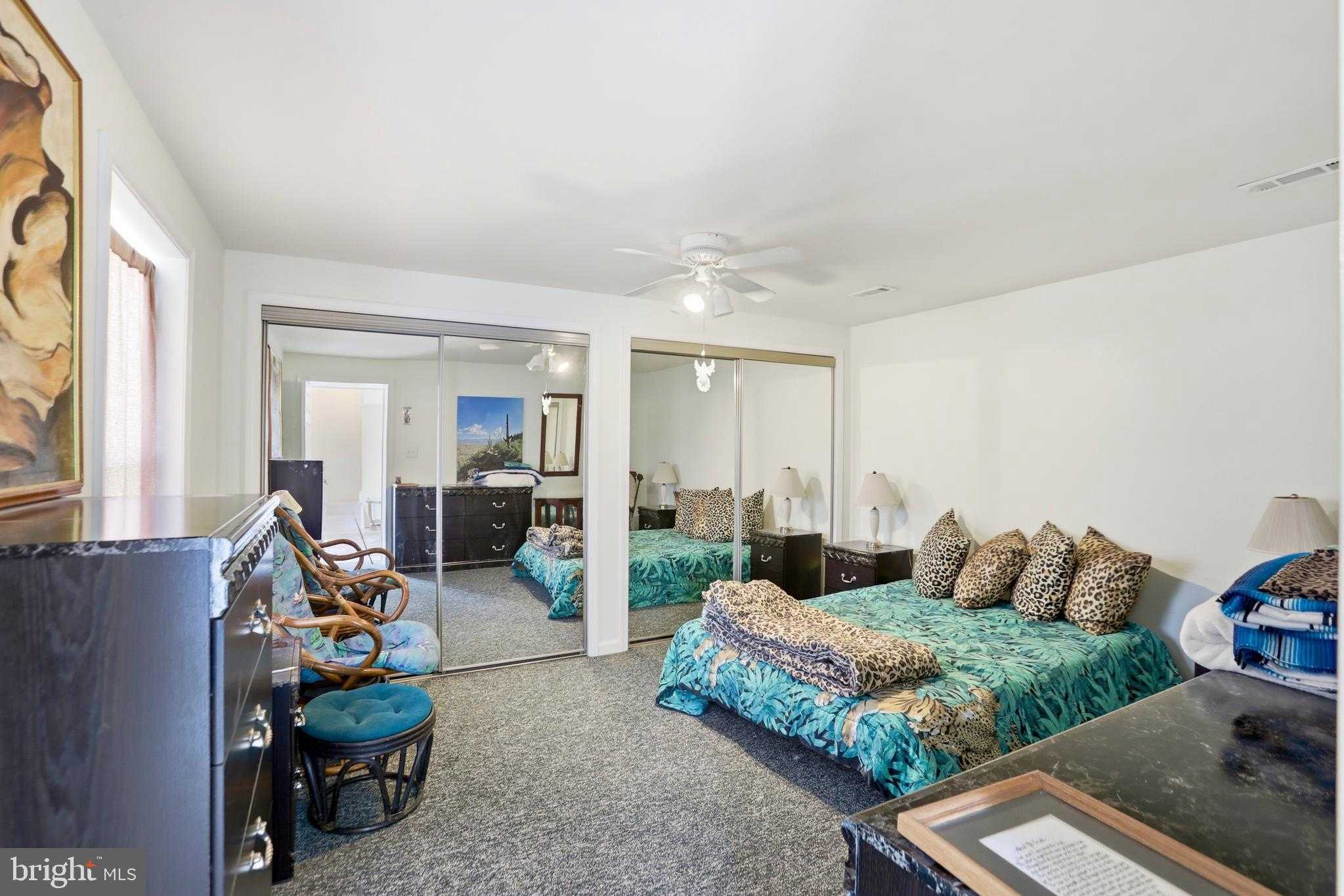 145 Maplewood CT photo 25