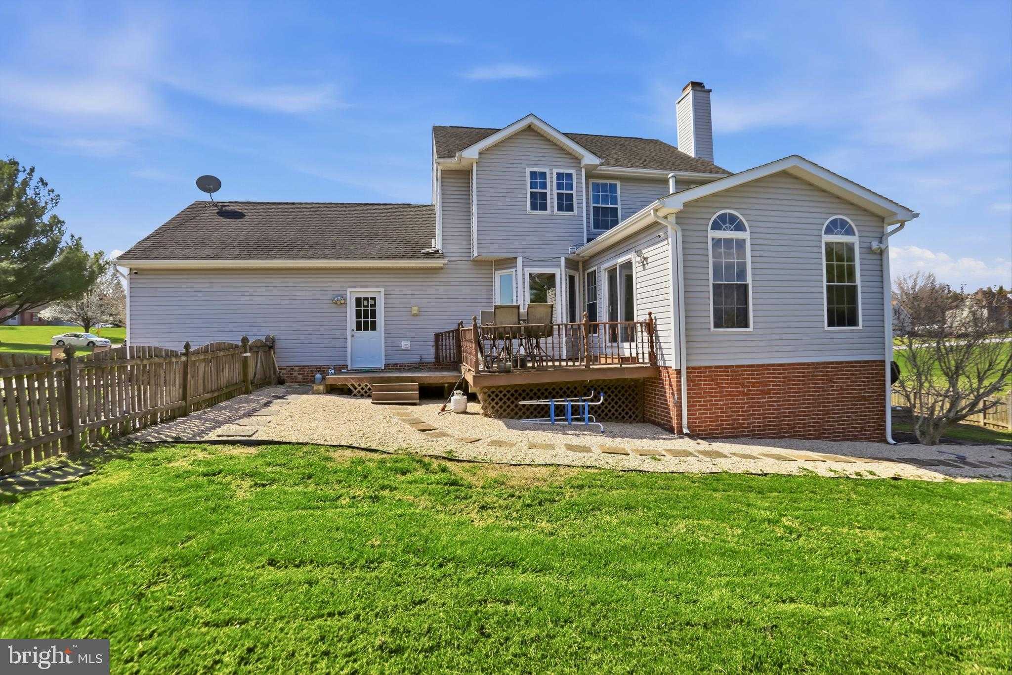 145 Maplewood CT photo 31